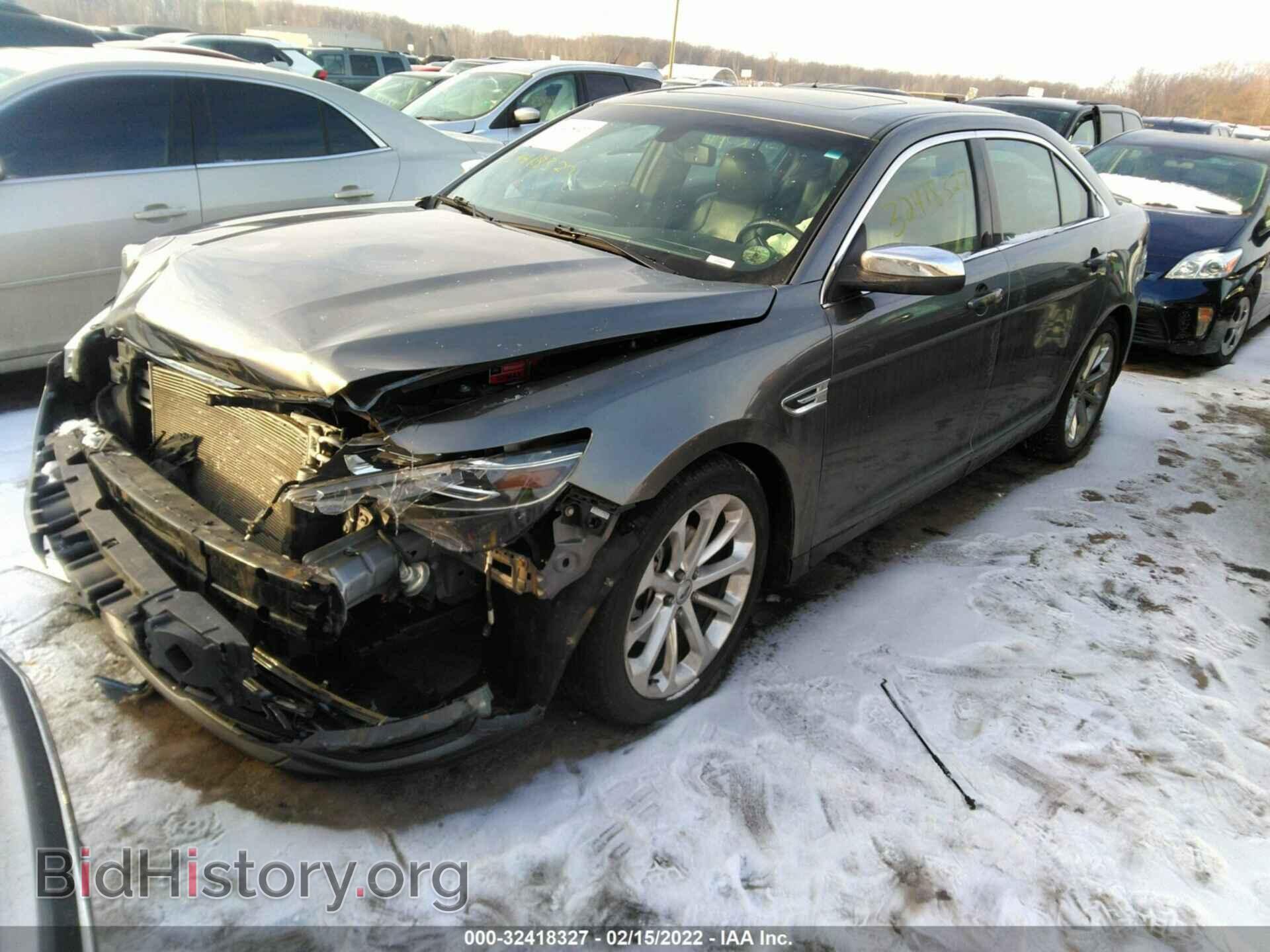 2013 FORD TAURUS - VIN: 1FAHP2J89DG166857 - Фото 2