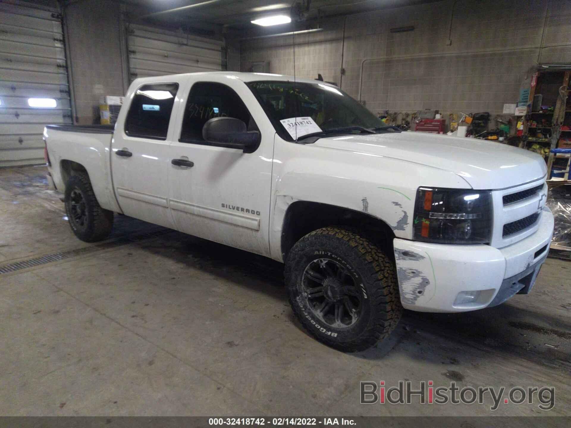 Photo 1GCPKSE37BF222137 - CHEVROLET SILVERADO 1500 2011