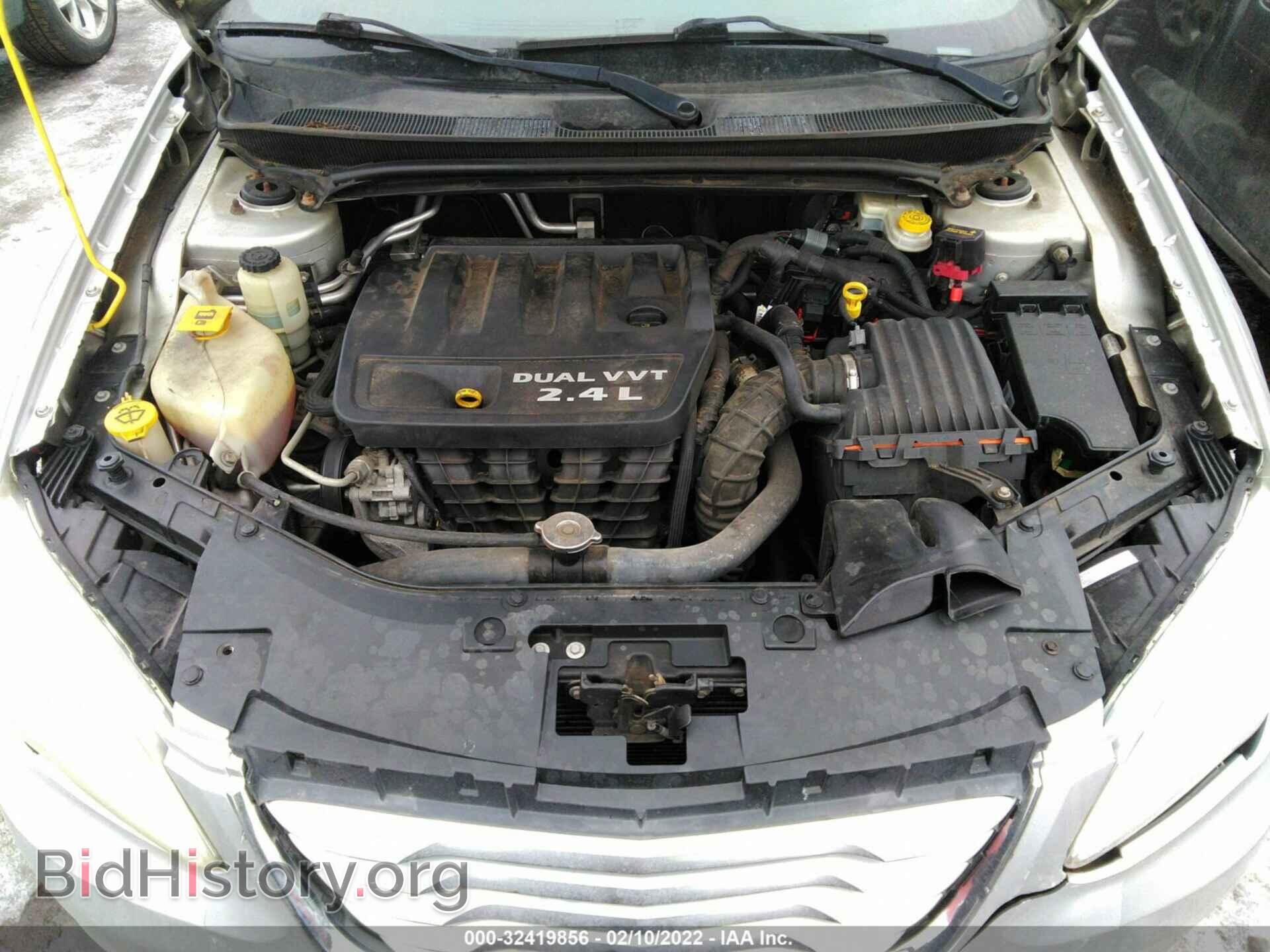 2012 CHRYSLER 200 - VIN: 1C3CCBAB5CN240852 - Фото 10