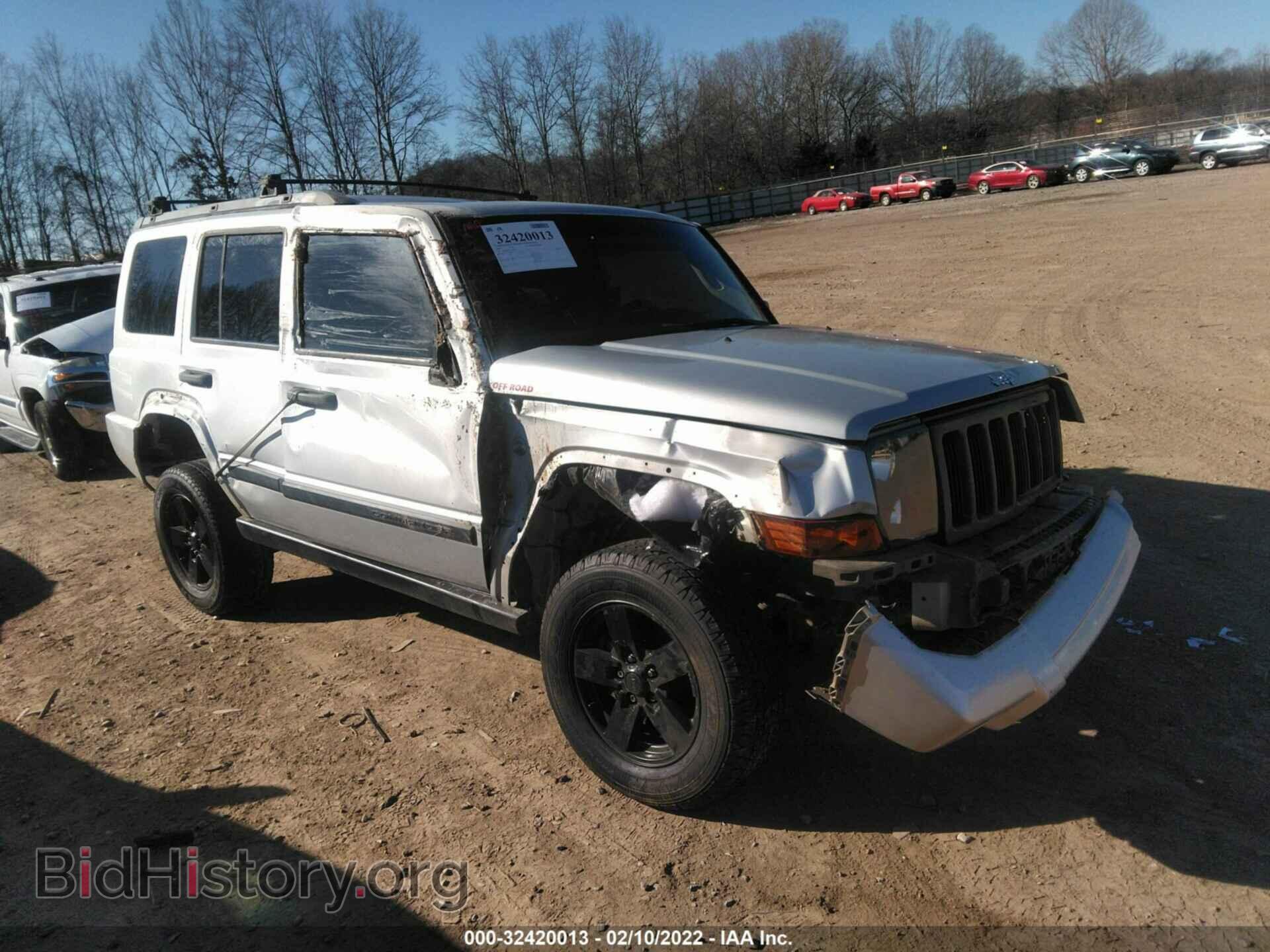 Фотография 1J8HG48K56C319051 - JEEP COMMANDER 2006