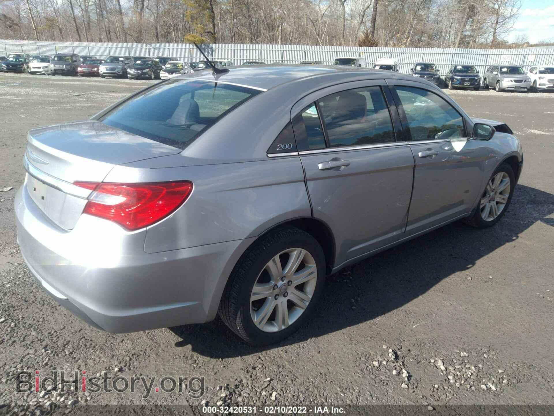 2013 CHRYSLER 200 - VIN: 1C3CCBBB0DN514202 - Photo 4