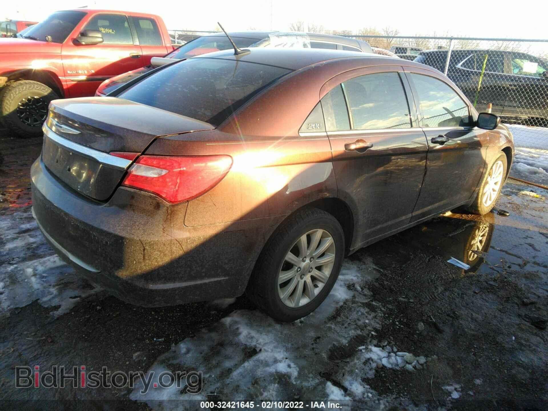 2012 CHRYSLER 200 - VIN: 1C3CCBBB9CN299997 - Фото 4