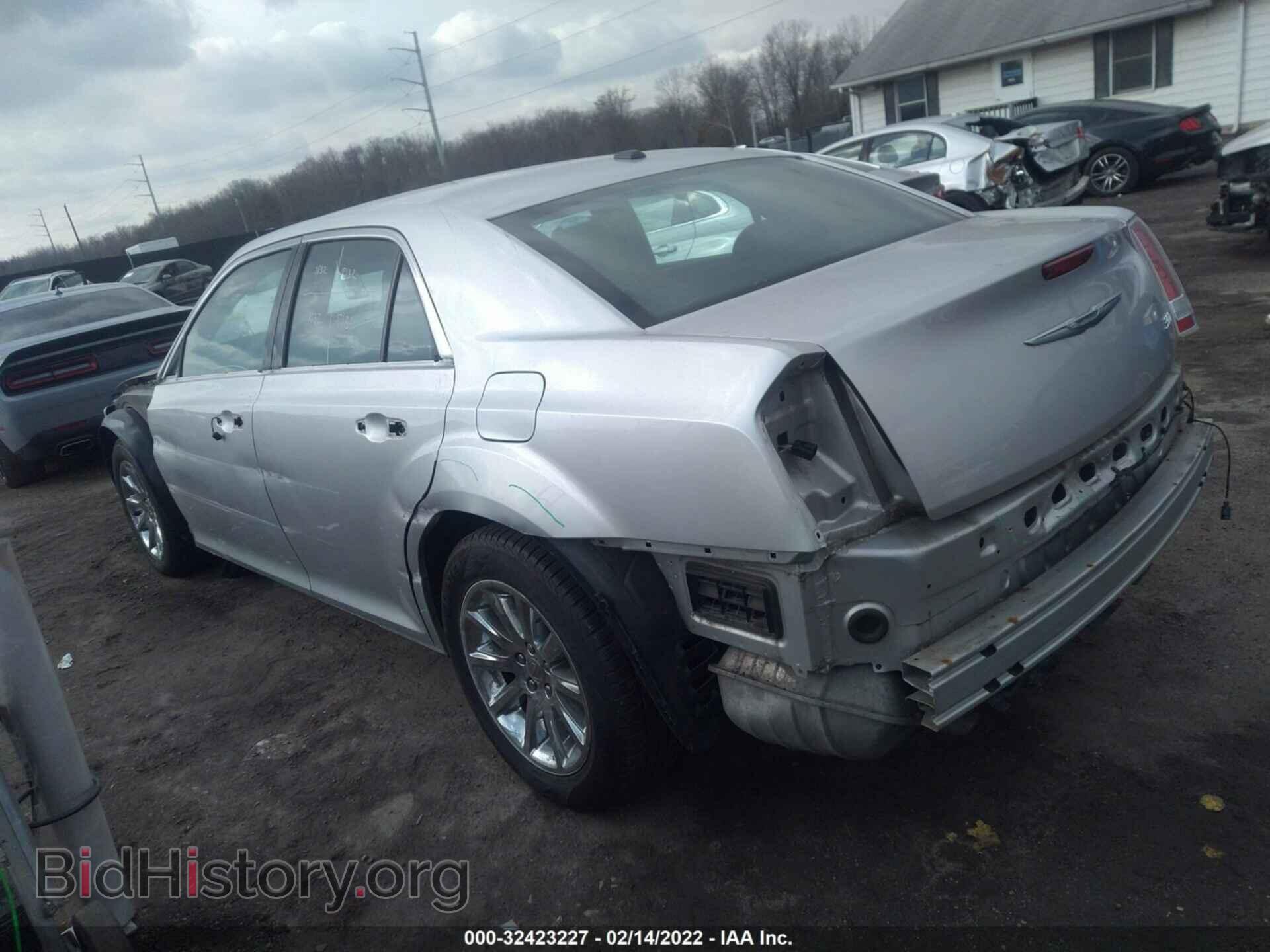 2012 CHRYSLER 300 - VIN: 2C3CCACG6CH288582 - Фото 3