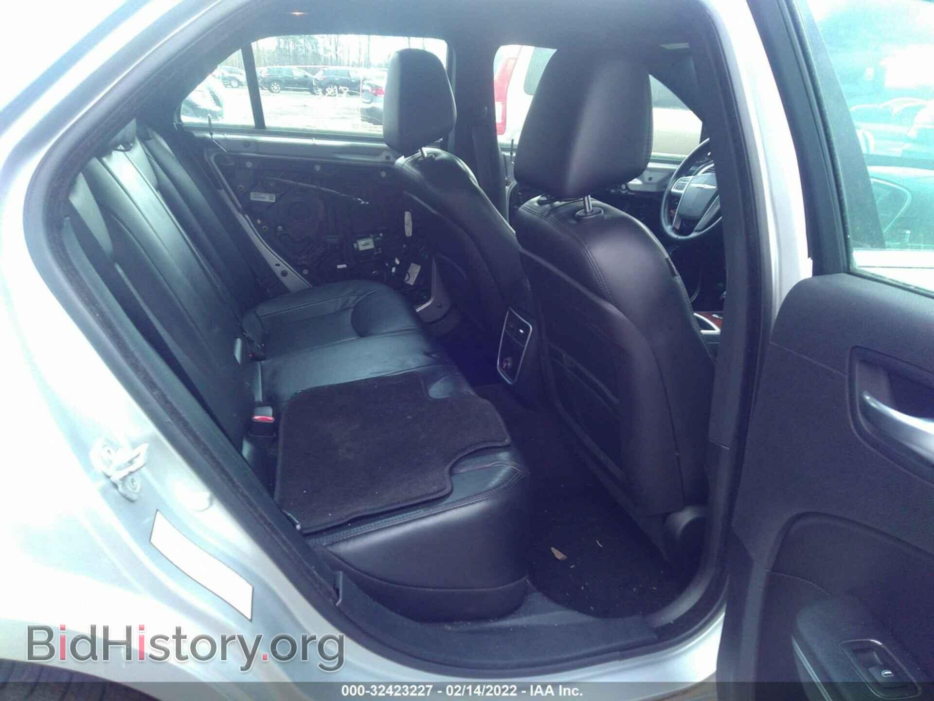 2012 CHRYSLER 300 - VIN: 2C3CCACG6CH288582 - Фото 8