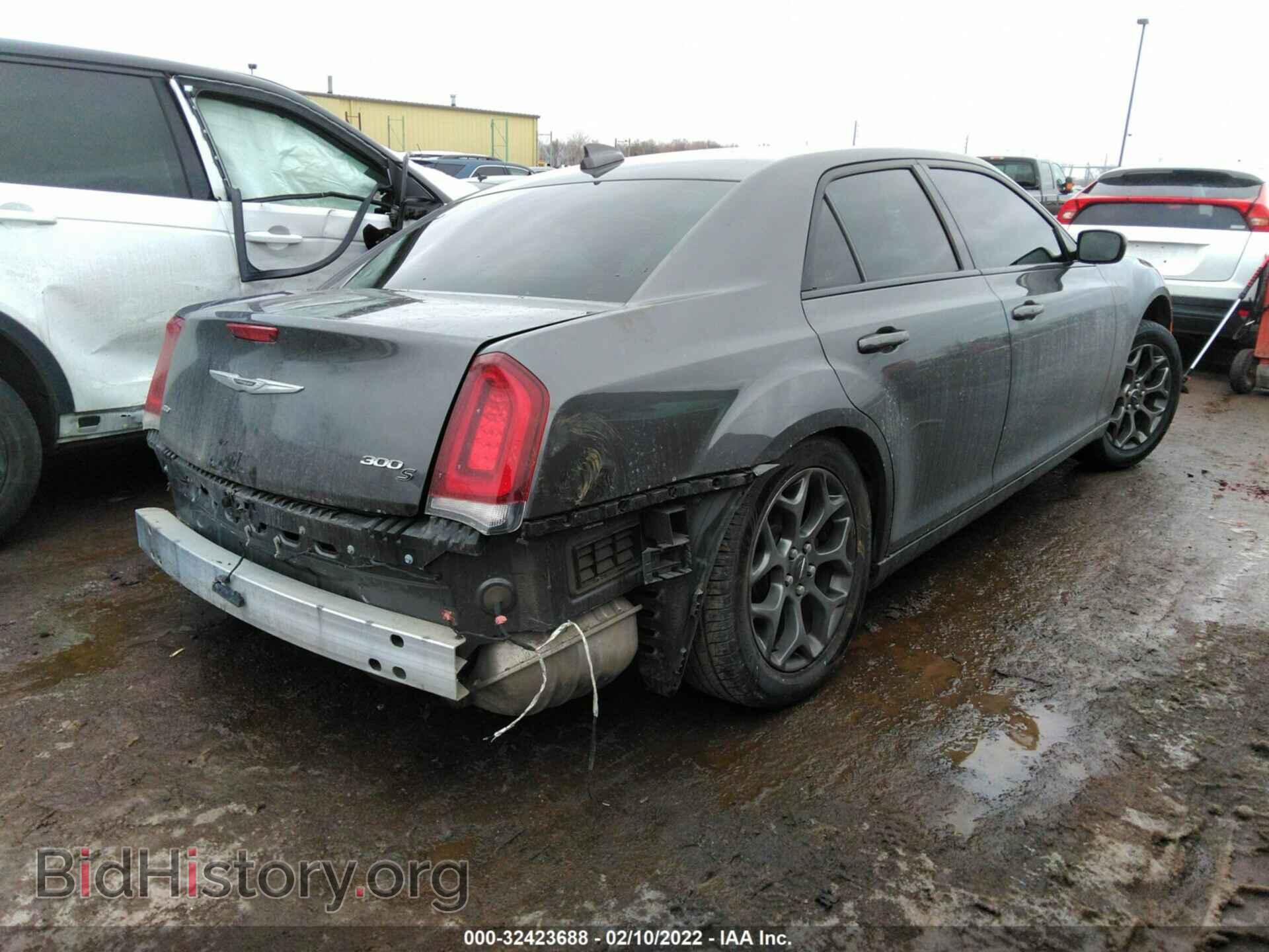 2017 CHRYSLER 300 - VIN: 2C3CCAGG9HH512851 - Фото 4