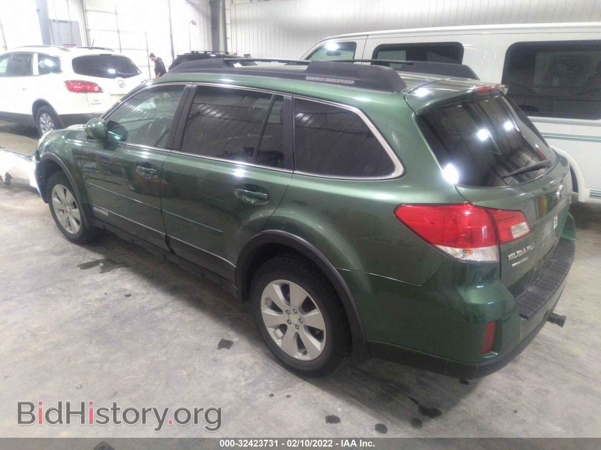 2011 SUBARU OUTBACK - VIN: 4S4BRCCC8B3436095 - Фото 3