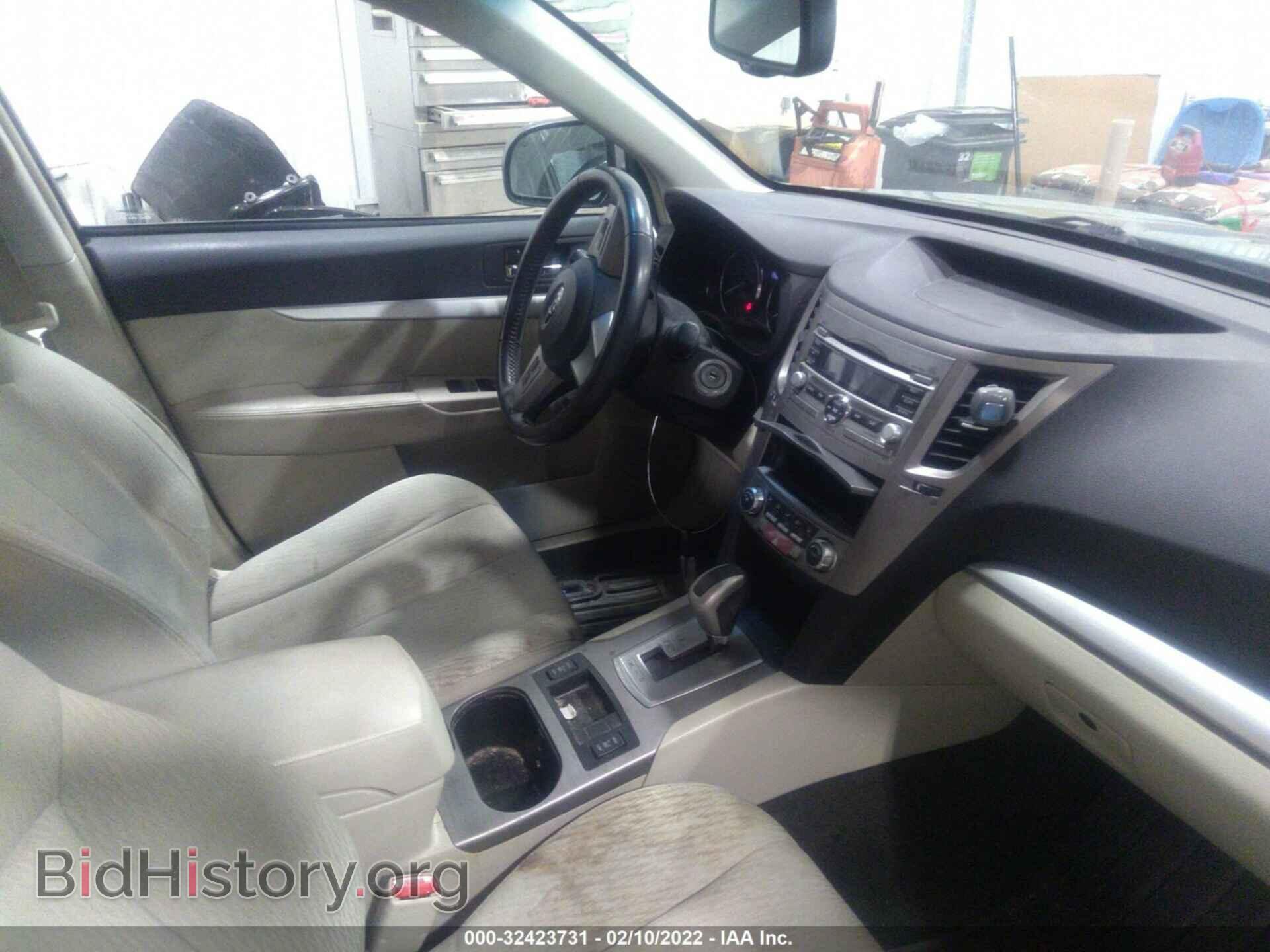 2011 SUBARU OUTBACK - VIN: 4S4BRCCC8B3436095 - Фото 5