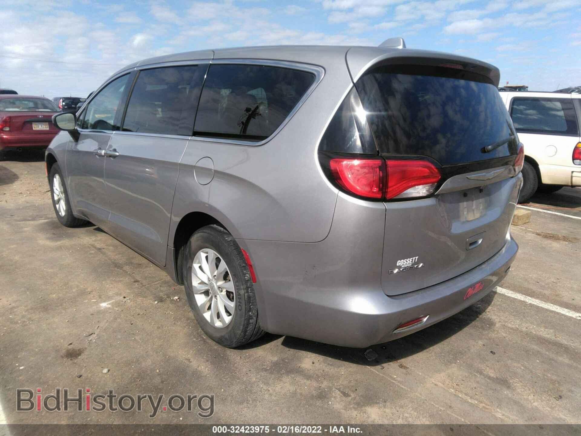 2017 CHRYSLER PACIFICA - VIN: 2C4RC1DG0HR676493 - Фото 3