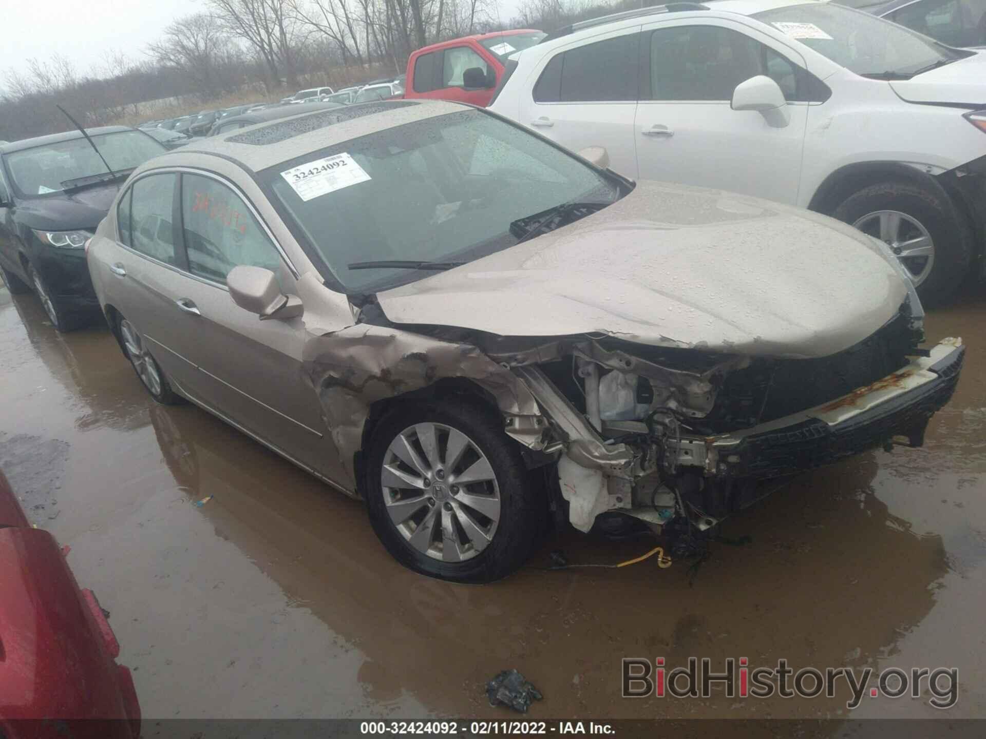 Photo 1HGCR2F86DA259363 - HONDA ACCORD SDN 2013