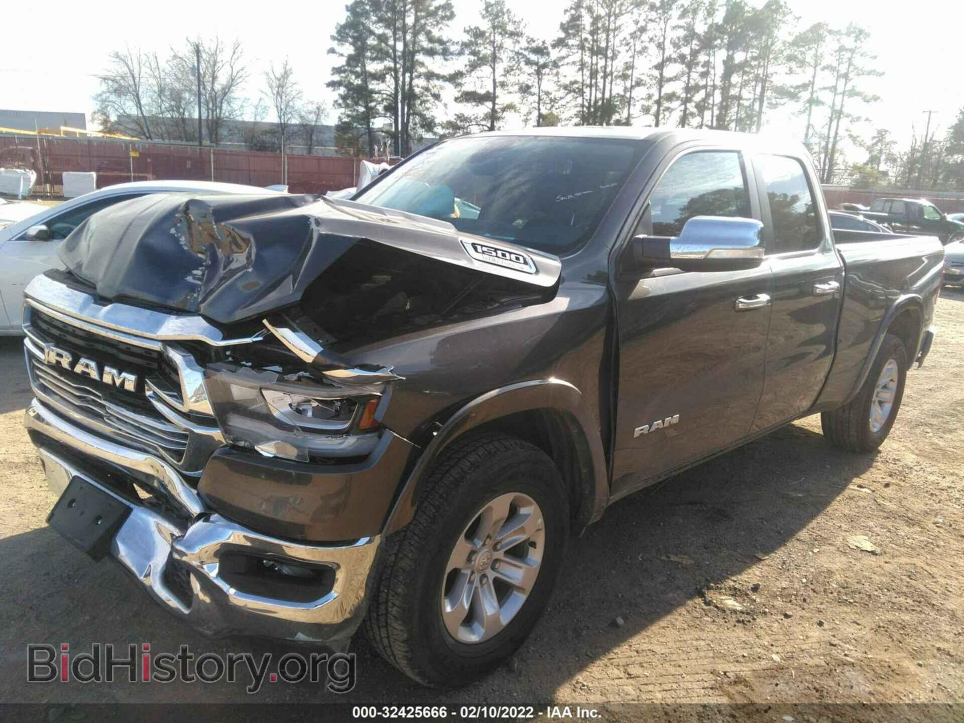 2020 RAM 1500 - VIN: 1C6SRFDT9LN280473 - Фото 2