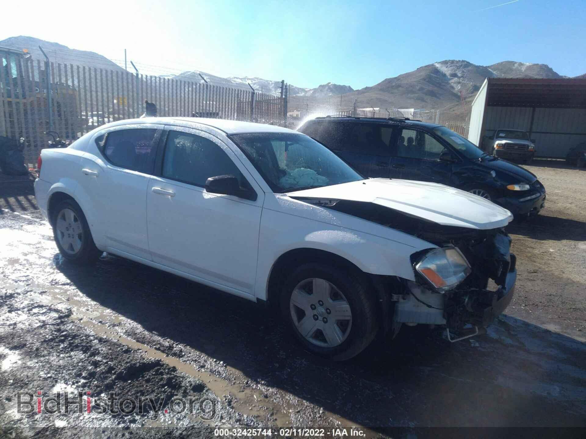 Photo 1B3CC4FB0AN221396 - DODGE AVENGER 2010