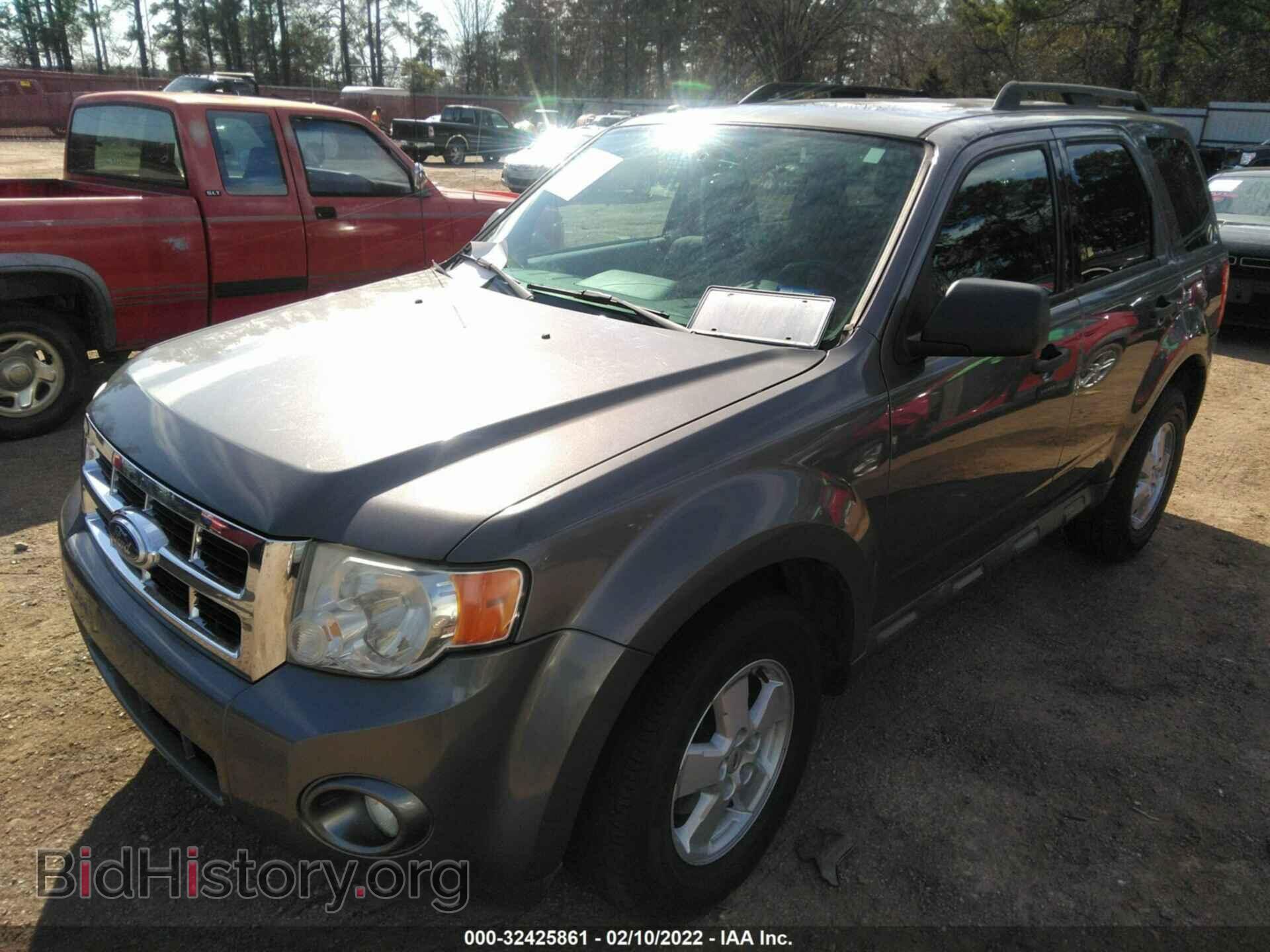 2010 FORD ESCAPE - VIN: 1FMCU0DG7AKD10768 - Фото 2