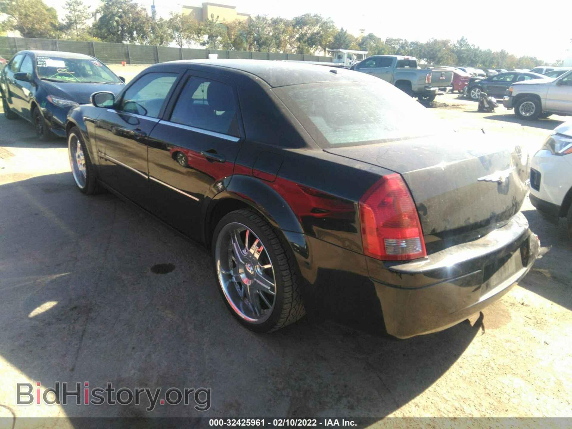 2007 CHRYSLER 300 - VIN: 2C3LA43R57H879209 - Фото 3
