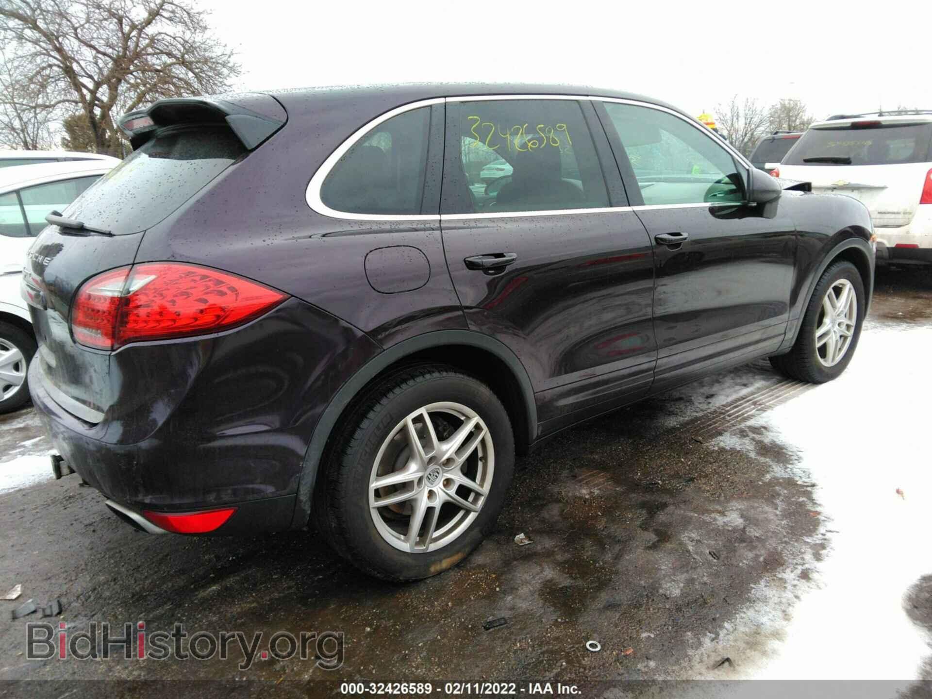2011 PORSCHE CAYENNE - VIN: WP1AA2A26BLA07001 - Photo 4