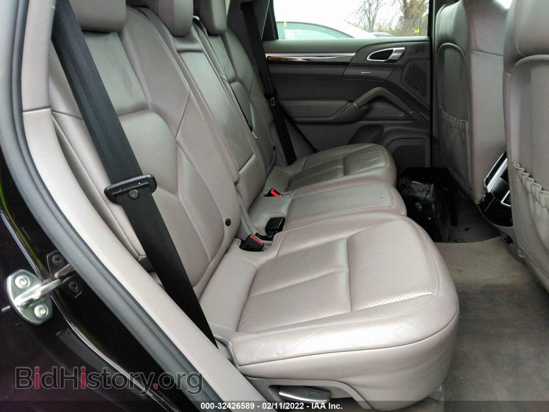 2011 PORSCHE CAYENNE - VIN: WP1AA2A26BLA07001 - Photo 8