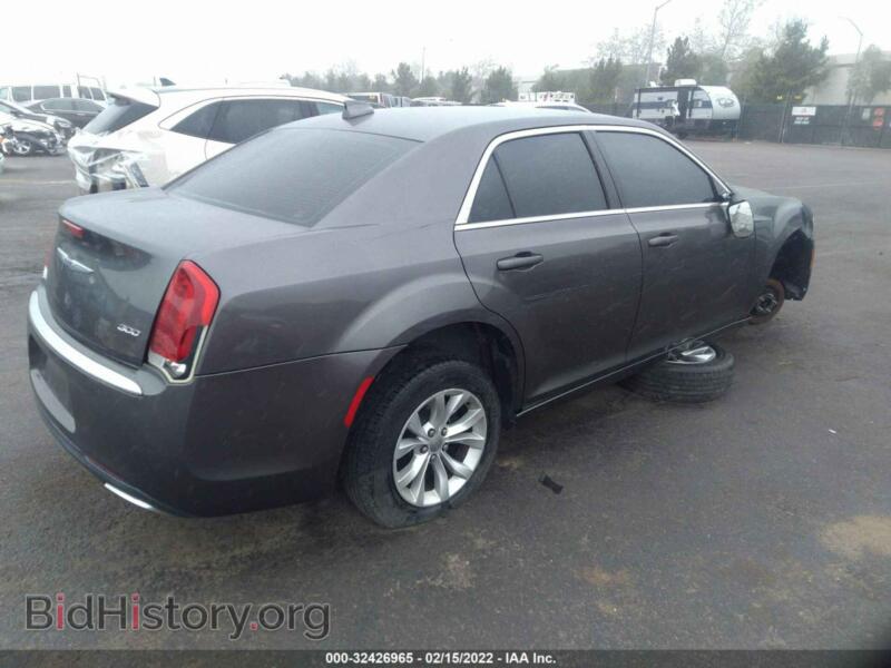 2015 Chrysler 300 (VIN 2C3CCAAG5FH841925) — photo 4 of 11