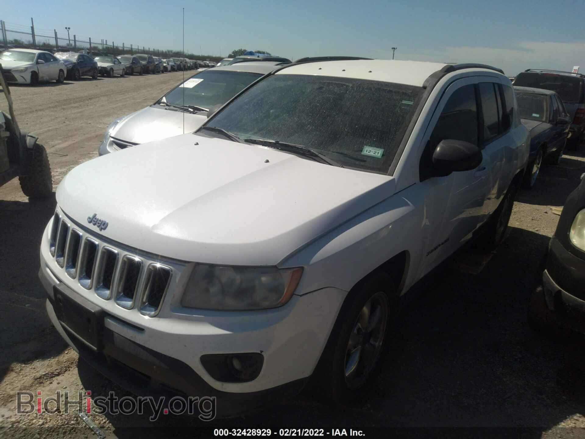 2011 JEEP COMPASS - VIN: 1J4NT1FB3BD288632 - Фото 2