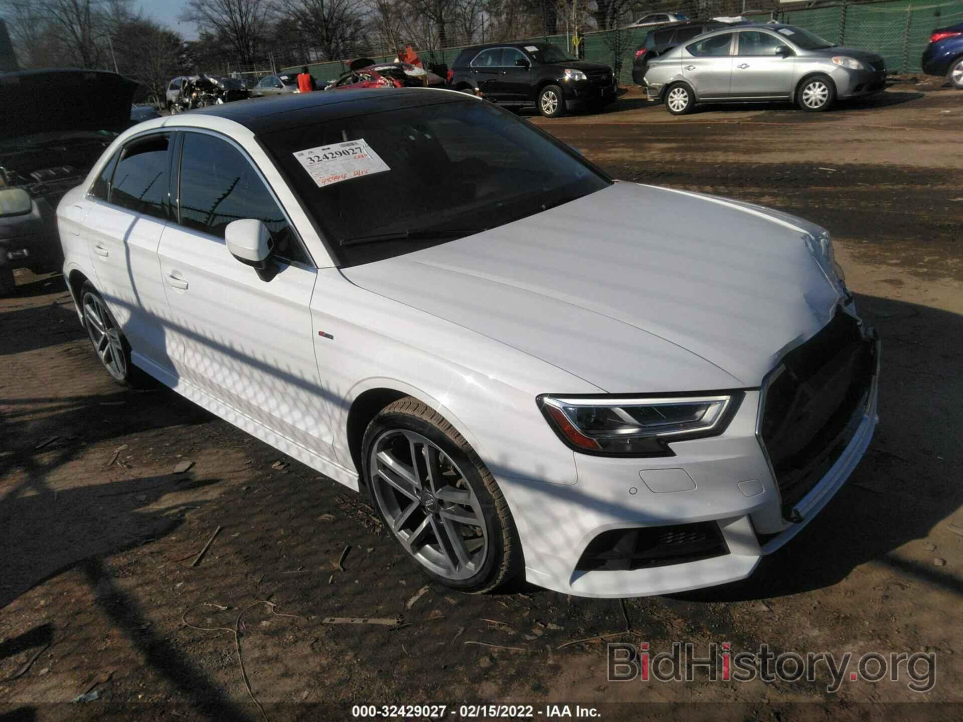 Photo WAUJ8GFF9J1010830 - AUDI A3 SEDAN 2018