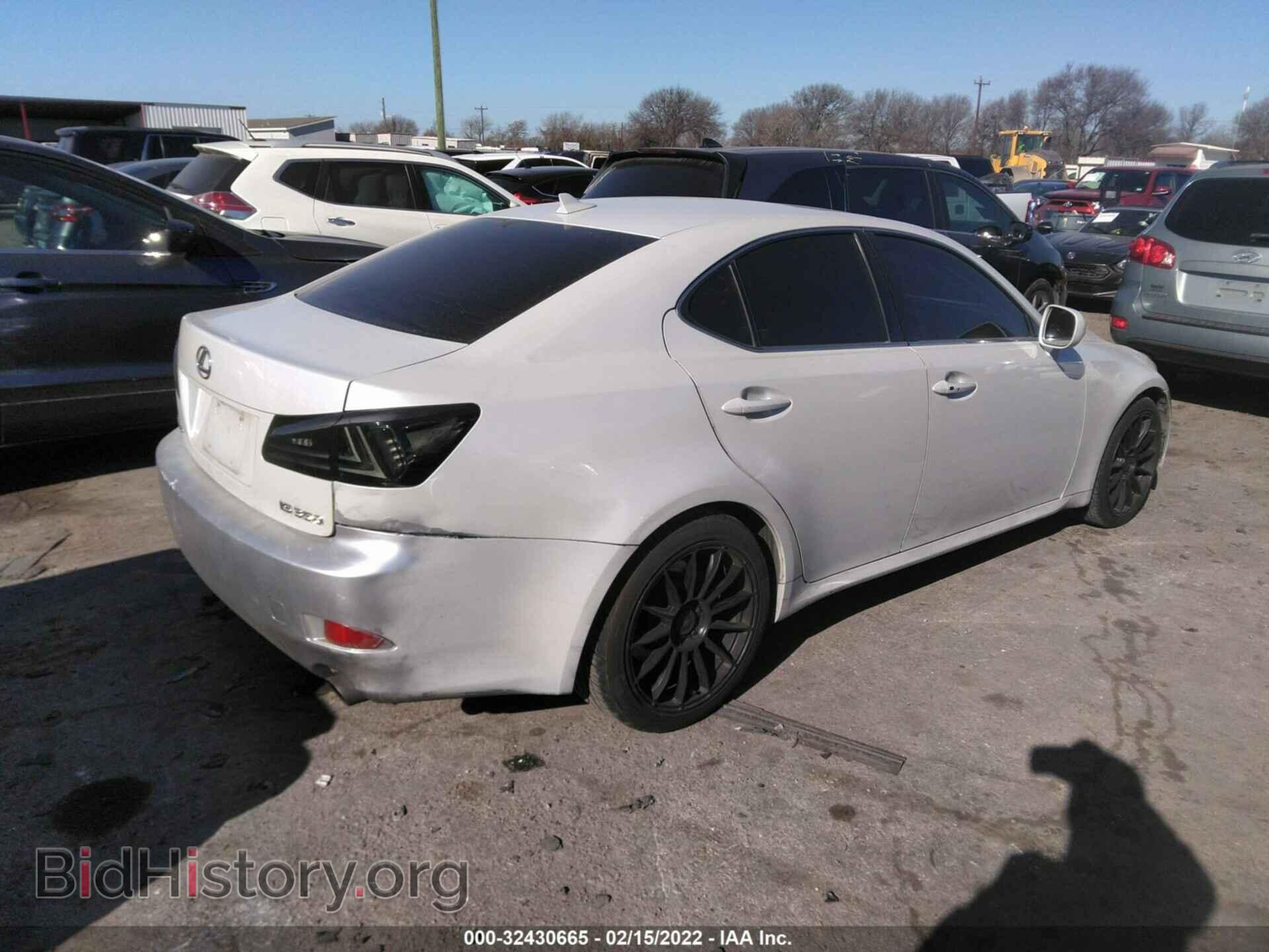 2007 LEXUS IS 350 - VIN: JTHBE262772012674 - Фото 4