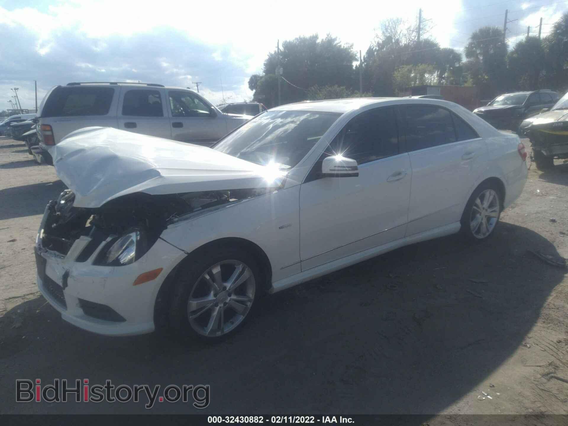 2012 MERCEDES-BENZ E-CLASS - VIN: WDDHF5KB3CA590079 - Фото 2