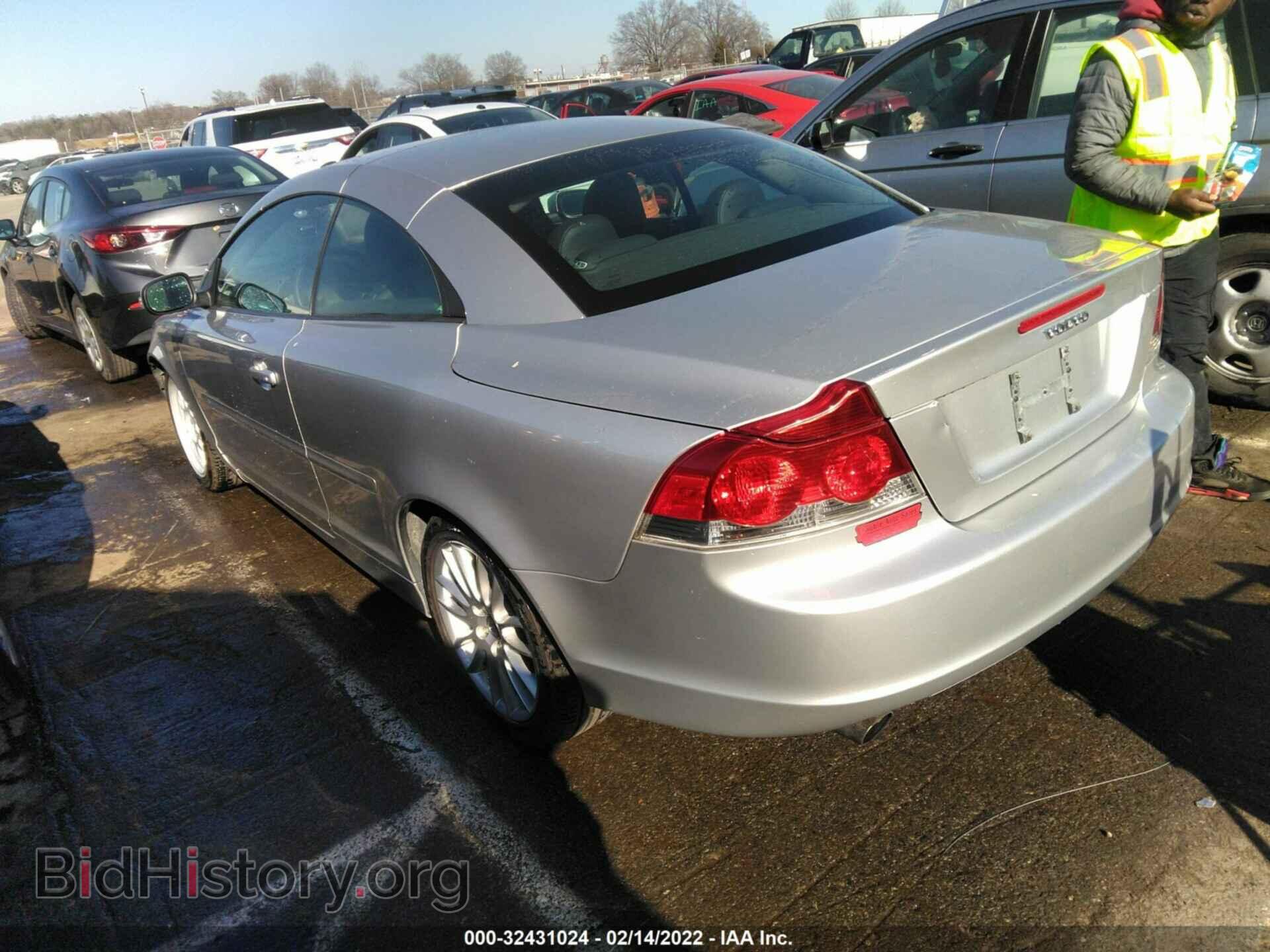 2008 VOLVO C70 - VIN: YV1MC67208J056250 - Фото 3