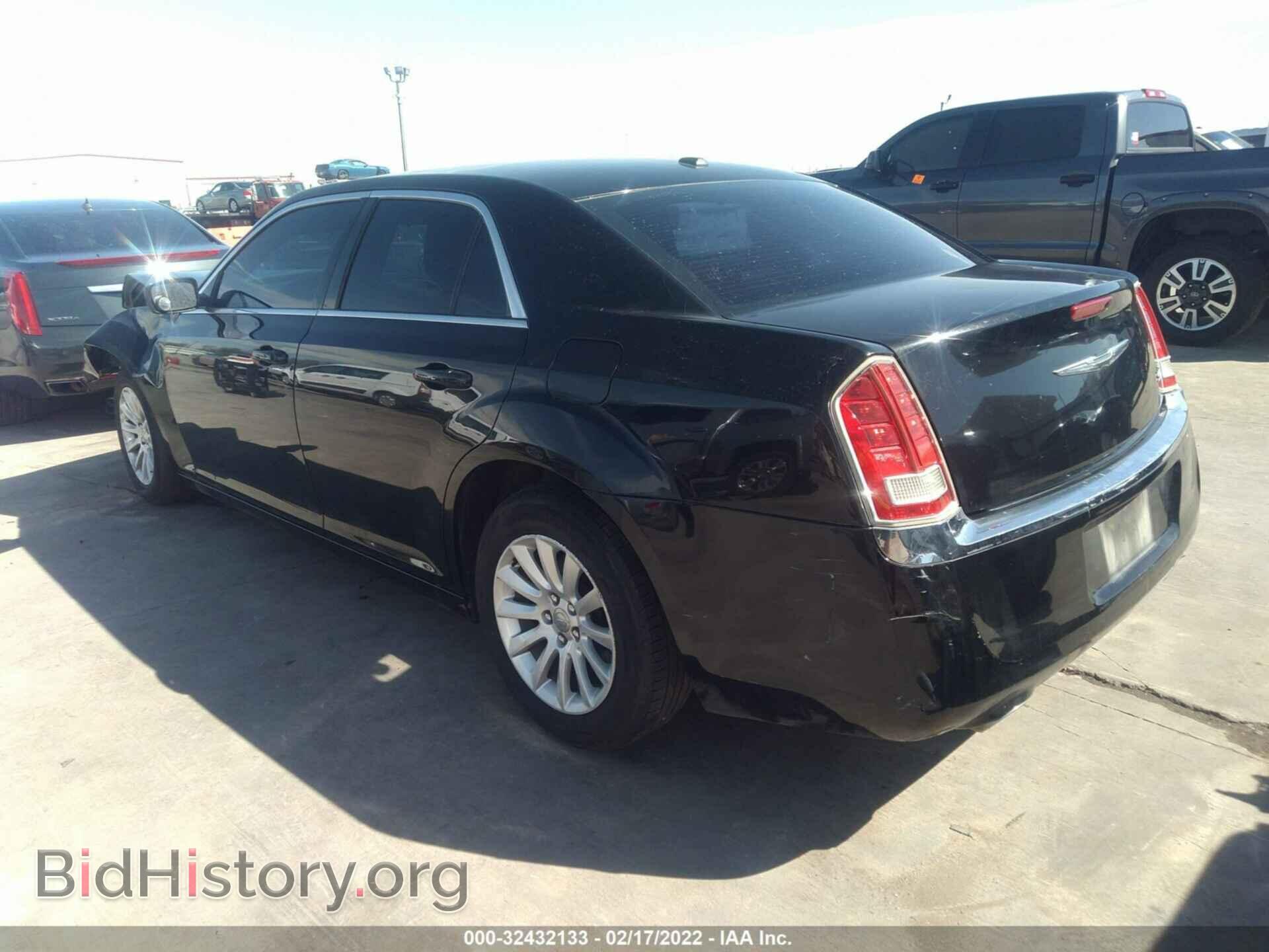 2013 CHRYSLER 300 - VIN: 2C3CCAAG2DH728429 - Photo 3