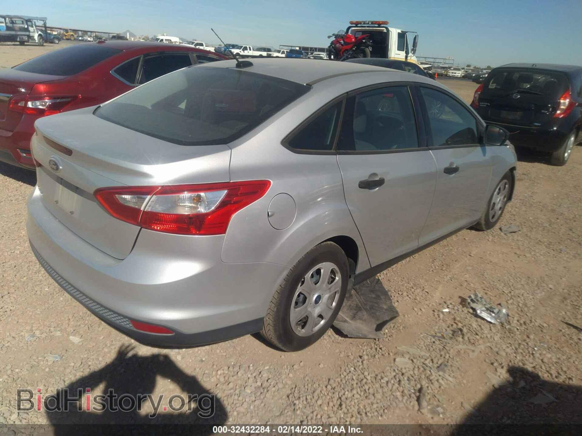 2014 FORD FOCUS - VIN: 1FADP3E23EL341364 - Photo 4
