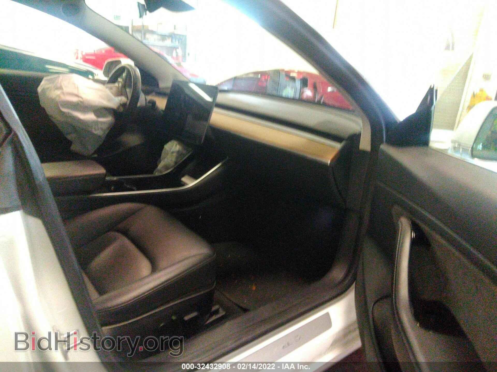 2018 TESLA MODEL 3 - VIN: 5YJ3E1EA7JF053528 - Фото 5
