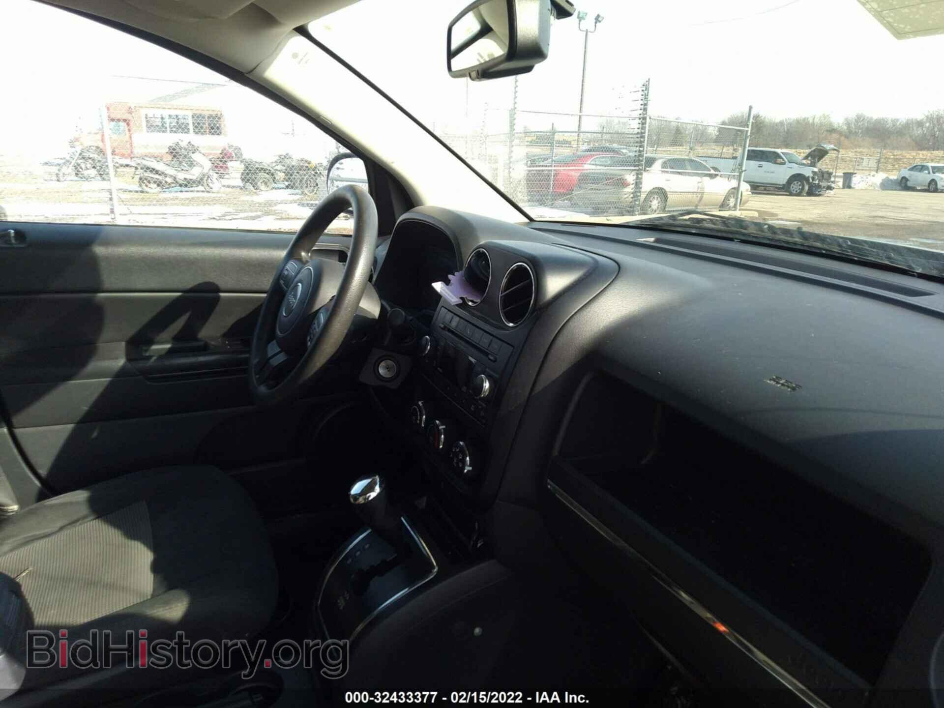 2011 JEEP COMPASS - VIN: 1J4NT1FA1BD260643 - Photo 5