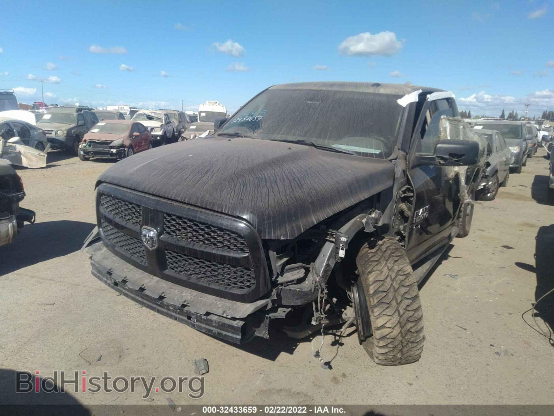2016 RAM 1500 - VIN: 3C6RR6KT1GG249640 - Фото 2