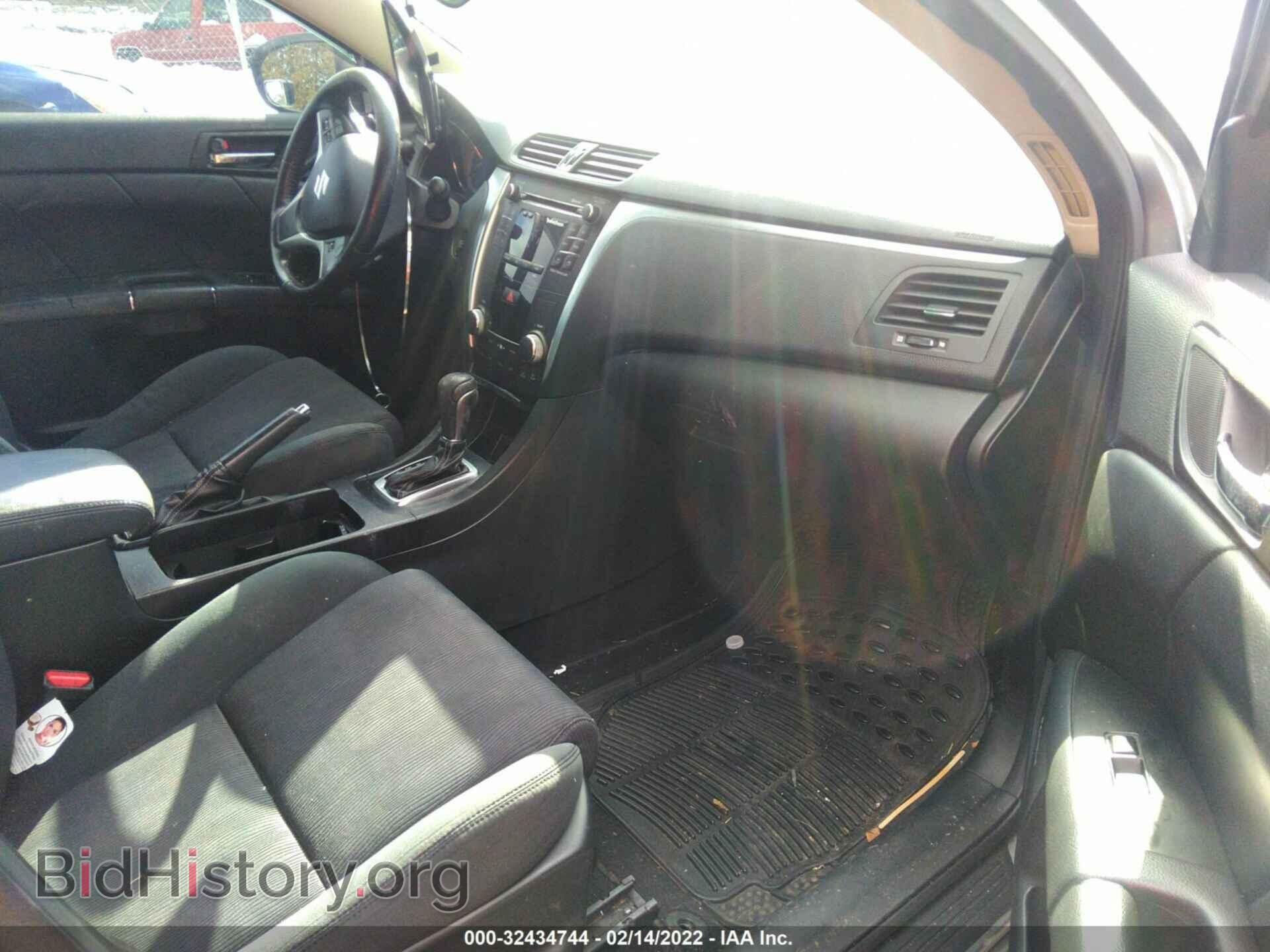 2012 SUZUKI KIZASHI - VIN: JS2RF9A68C6100500 - Photo 5