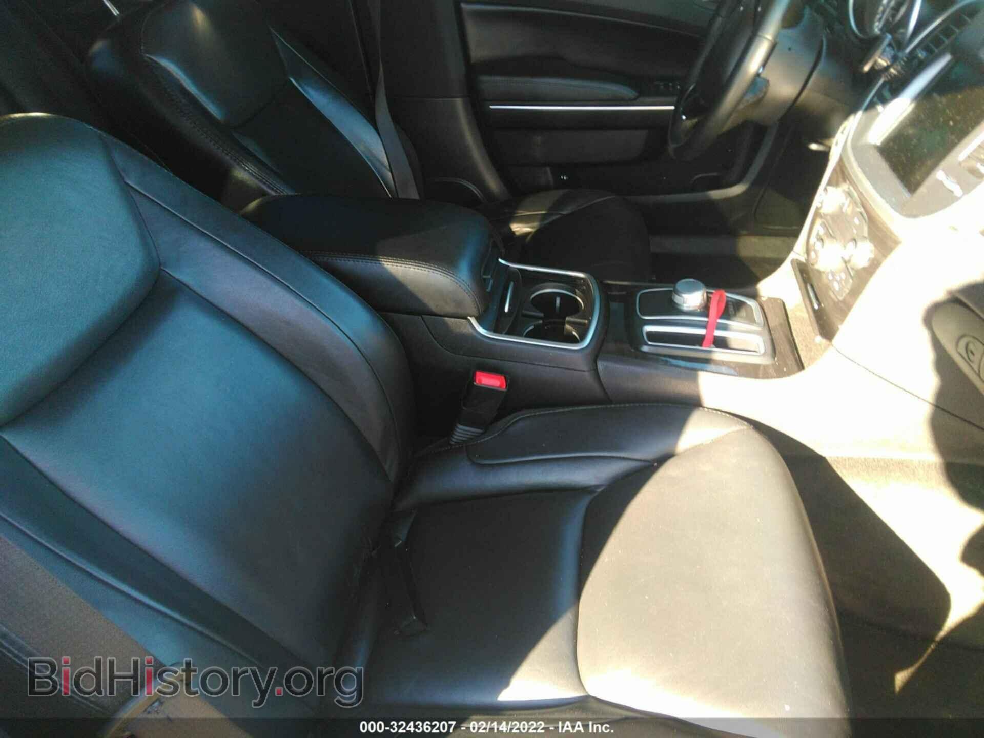 2015 CHRYSLER 300 - VIN: 2C3CCAAG7FH921226 - Фото 5