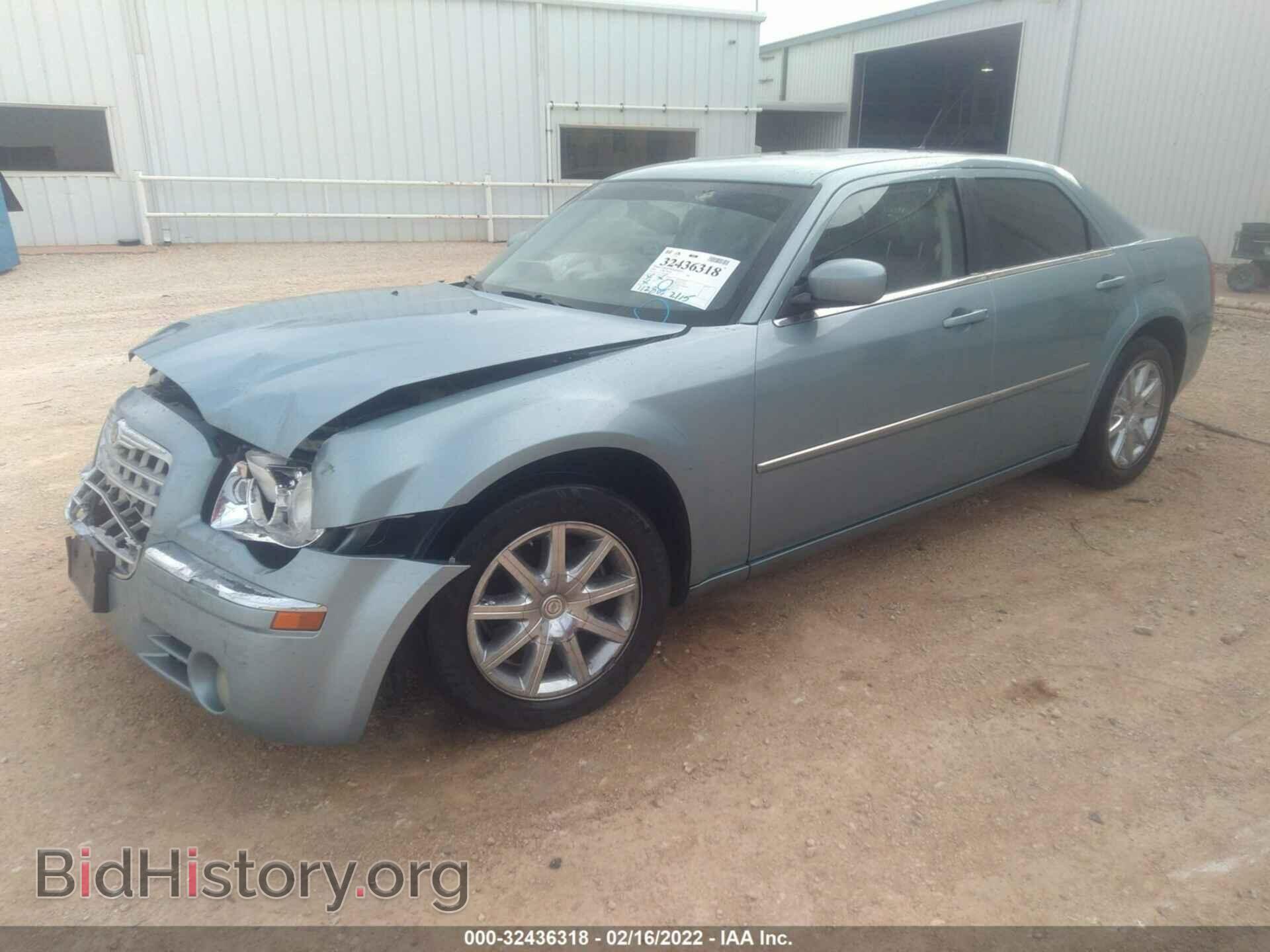 2008 CHRYSLER 300 - VIN: 2C3LA33G98H169286 - Фото 2