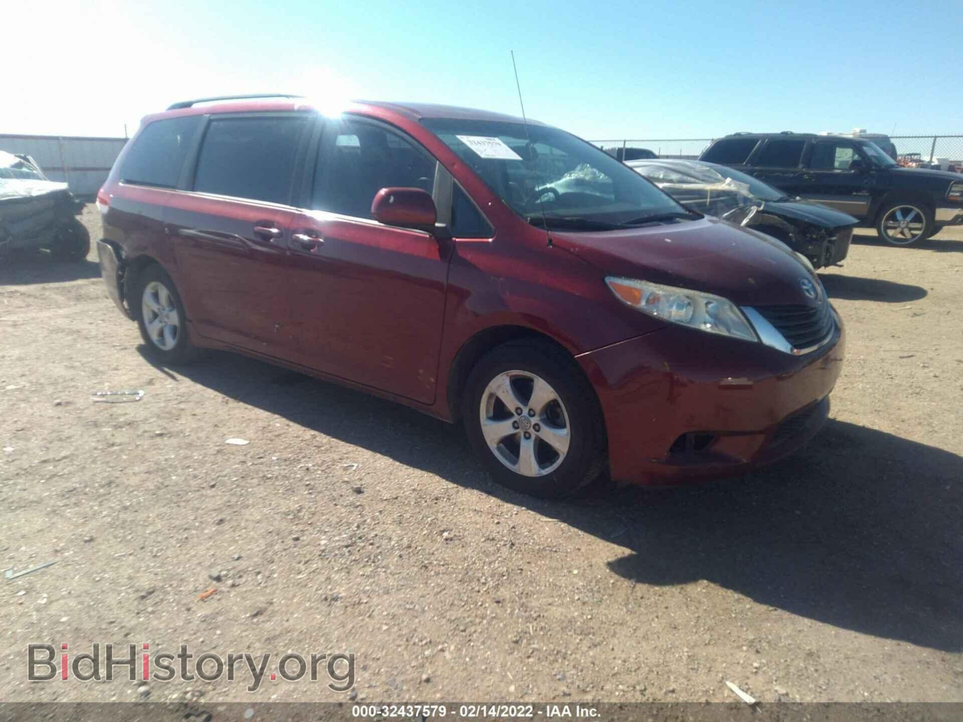 Фотография 5TDKK3DCXBS135754 - TOYOTA SIENNA 2011