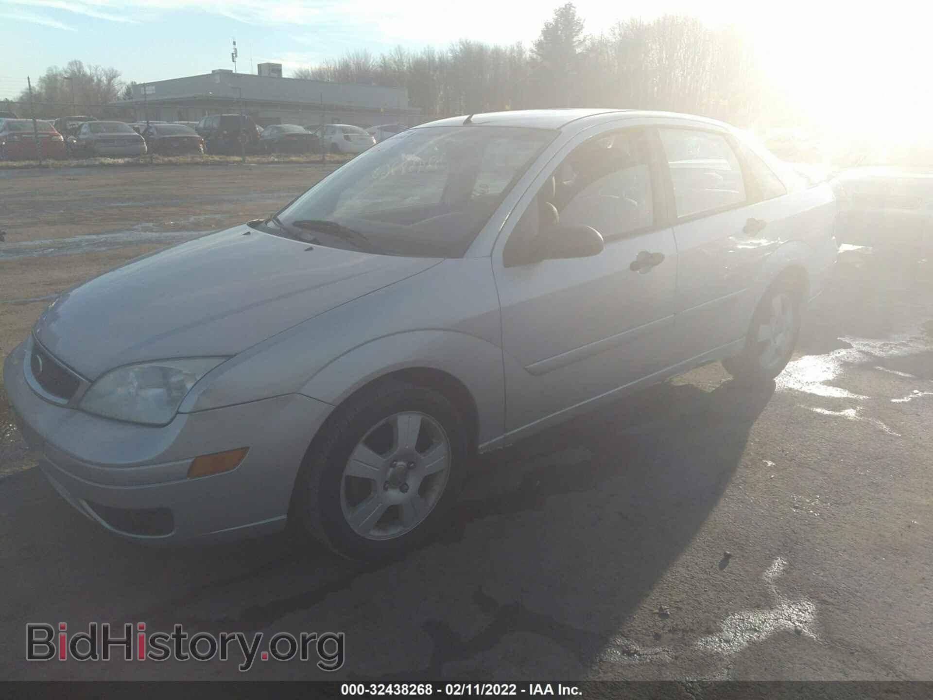 2006 FORD FOCUS - VIN: 1FAFP34NX6W136869 - Фото 2