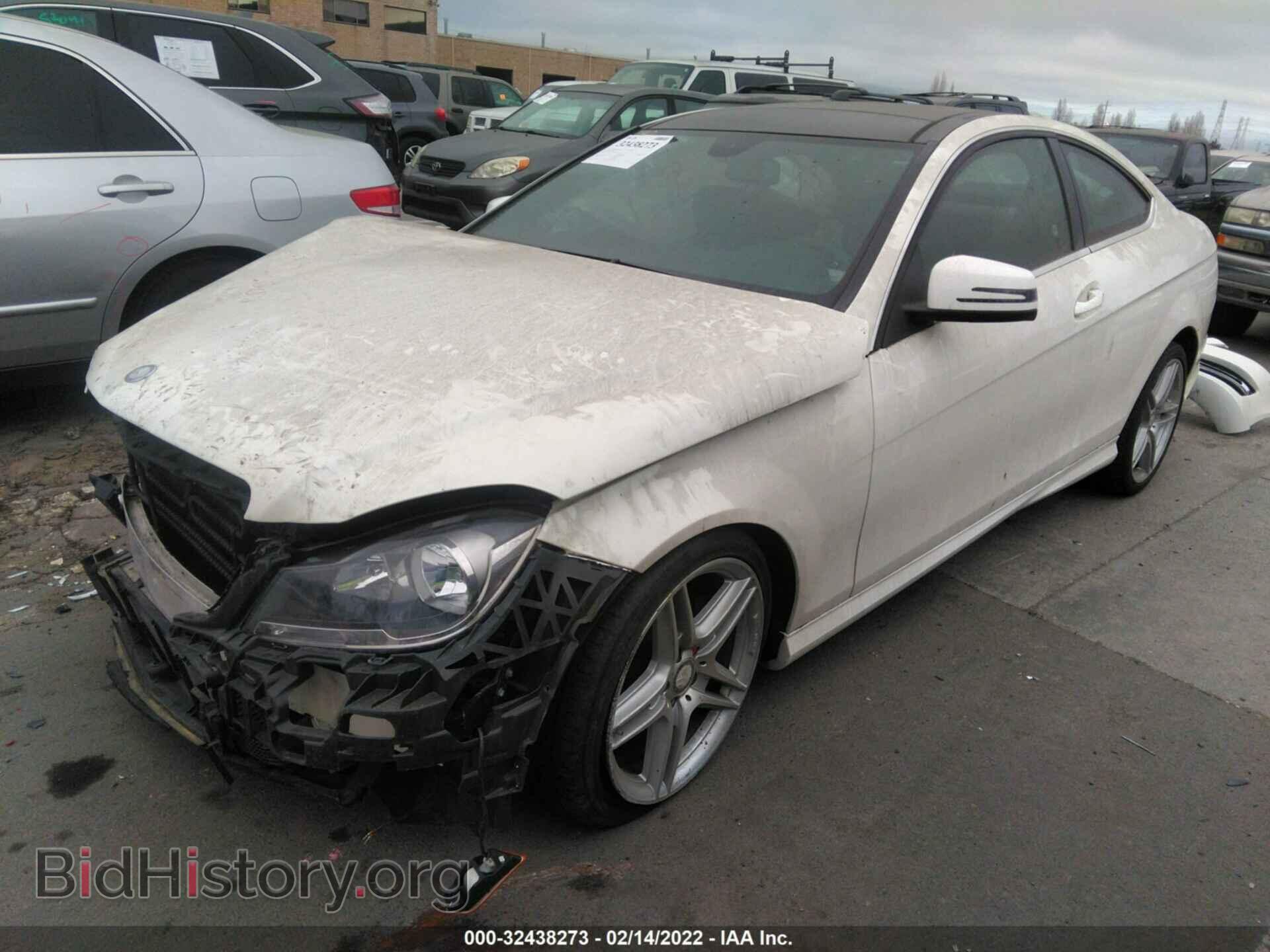 2012 MERCEDES-BENZ C-CLASS - VIN: WDDGJ4HB0CF794370 - Фото 2