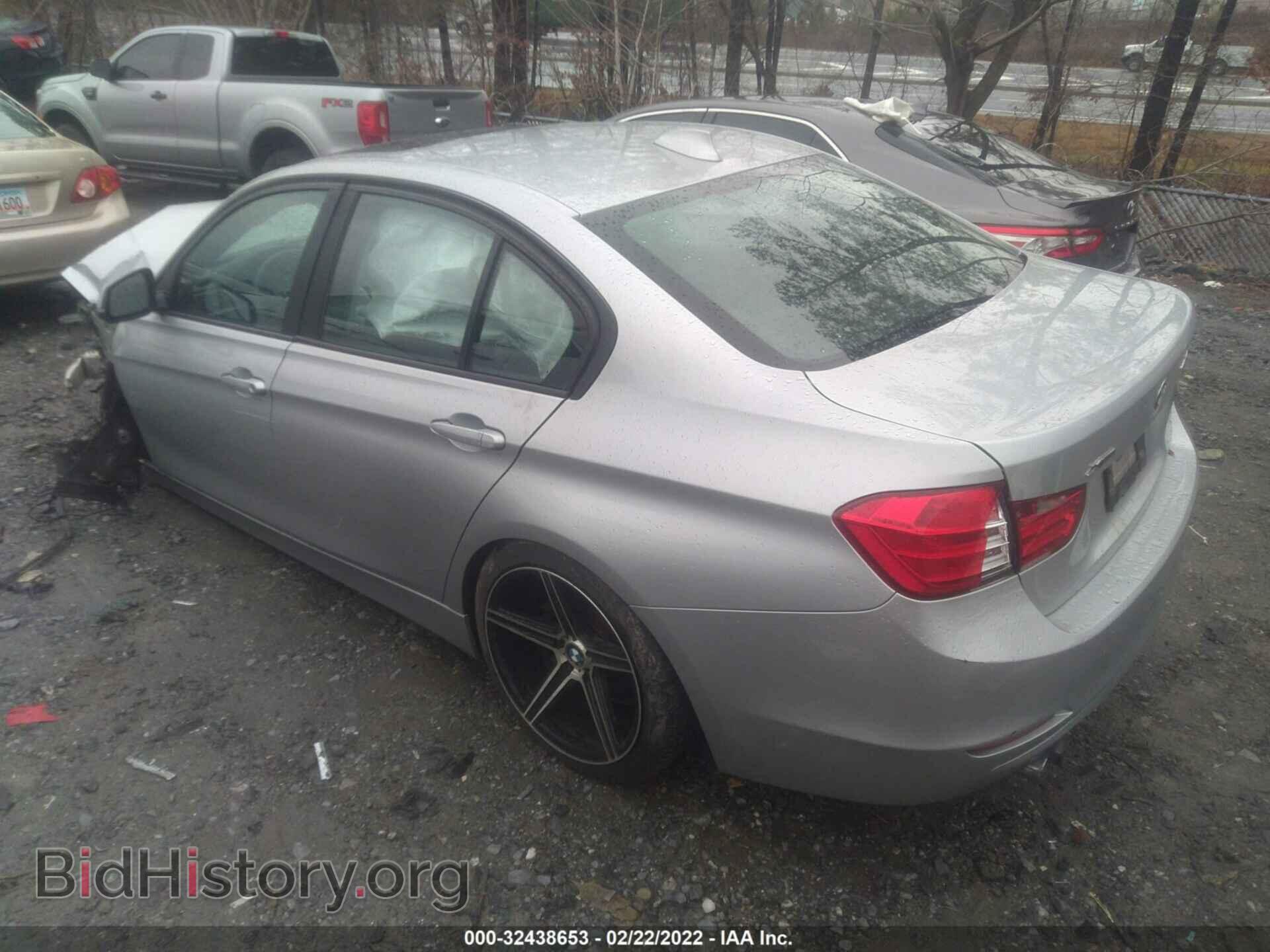 2013 BMW 3 SERIES - VIN: WBA3B3C52DF530339 - Фото 3