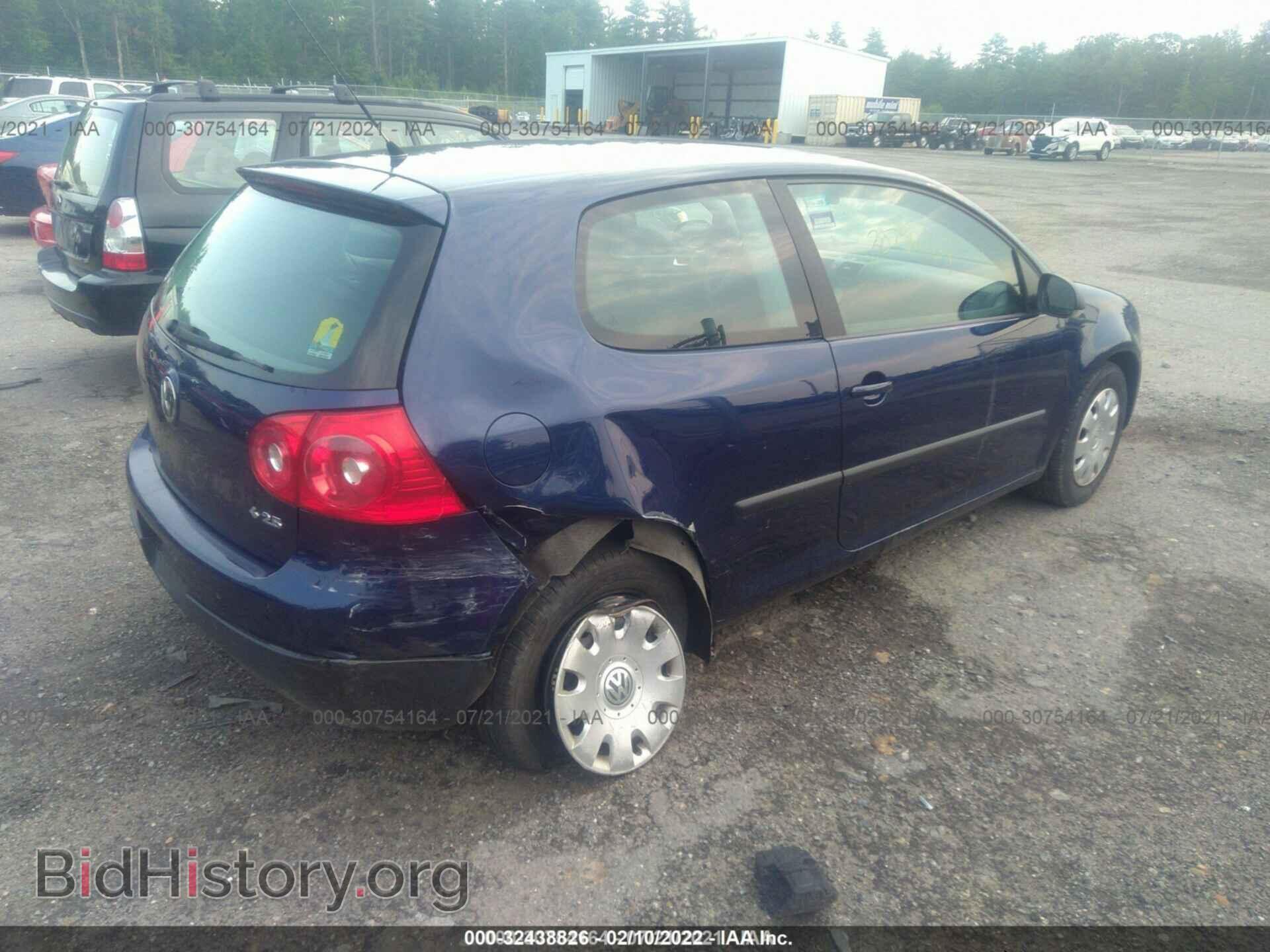 2007 VOLKSWAGEN RABBIT - VIN: WVWBR71K97W152874 - Photo 4