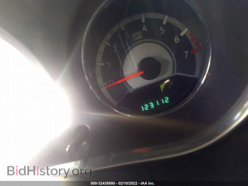 2013 Chrysler 200 (VIN 1C3CCBBB5DN714489) — фото 7 из 11