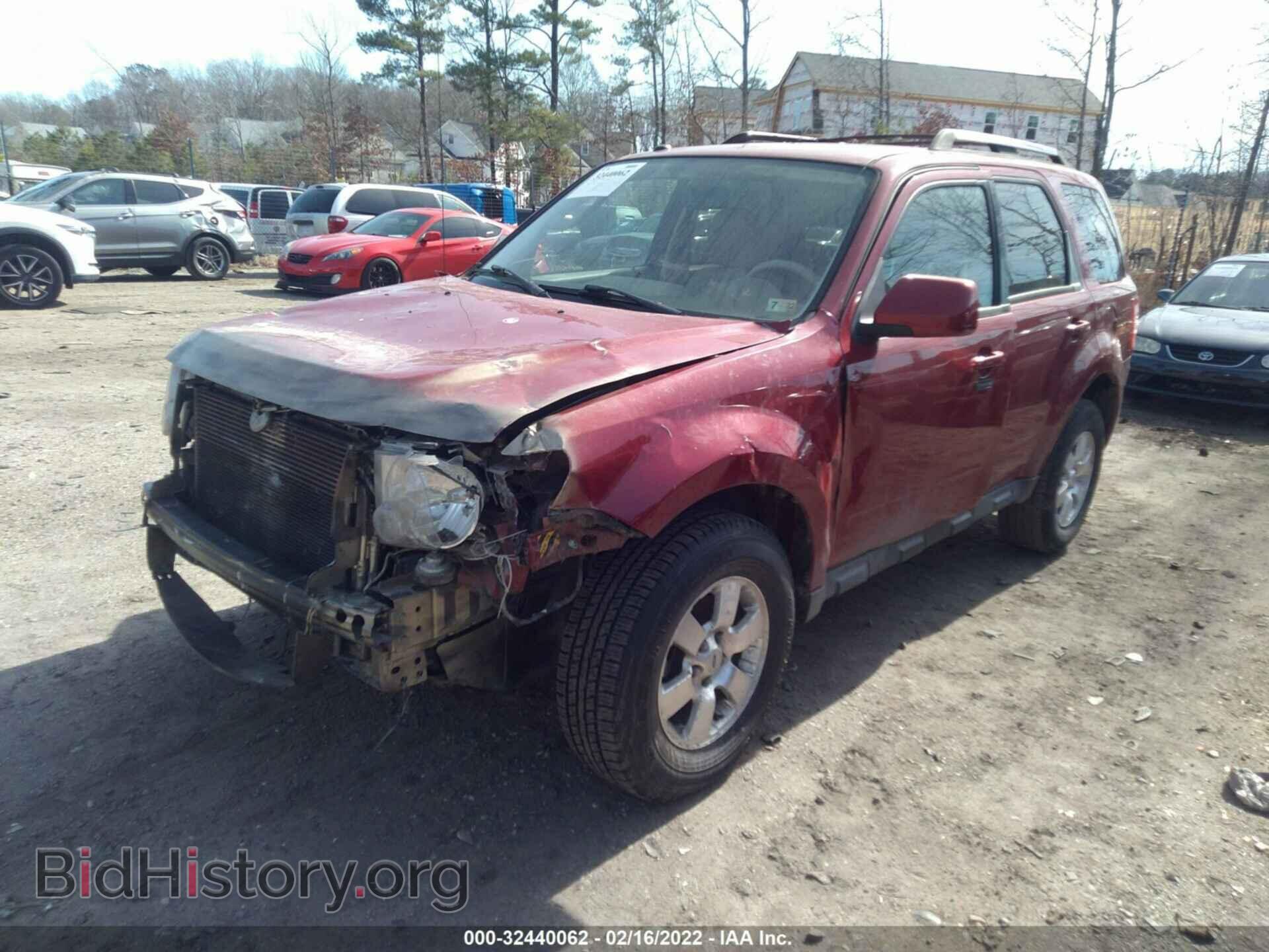 2011 FORD ESCAPE - VIN: 1FMCU0E77BKC24893 - Фото 2