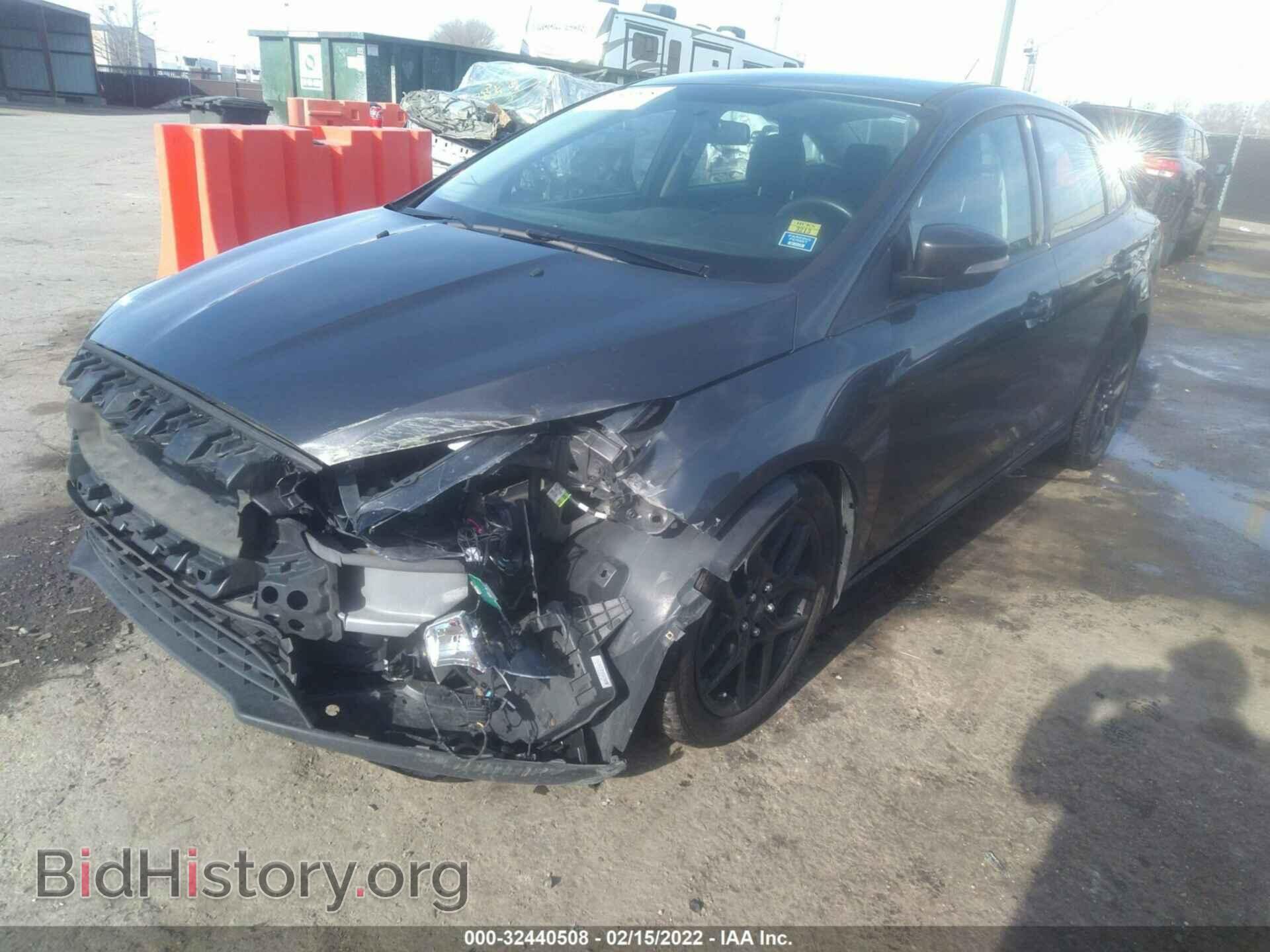 2016 FORD FOCUS - VIN: 1FADP3F21GL243449 - Photo 2