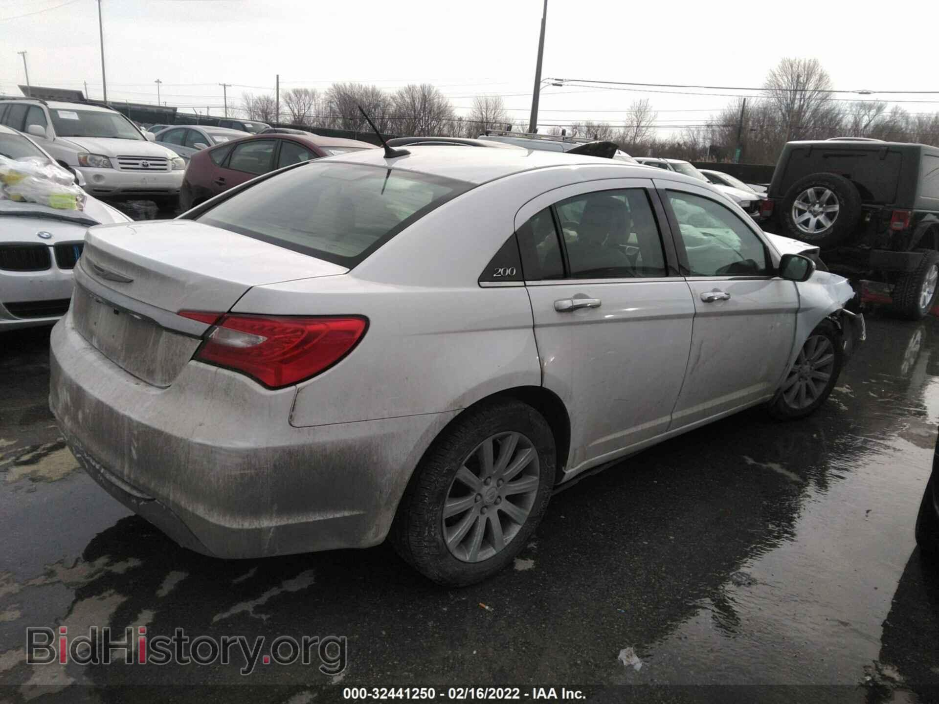 2013 CHRYSLER 200 - VIN: 1C3CCBCG8DN751613 - Фото 4