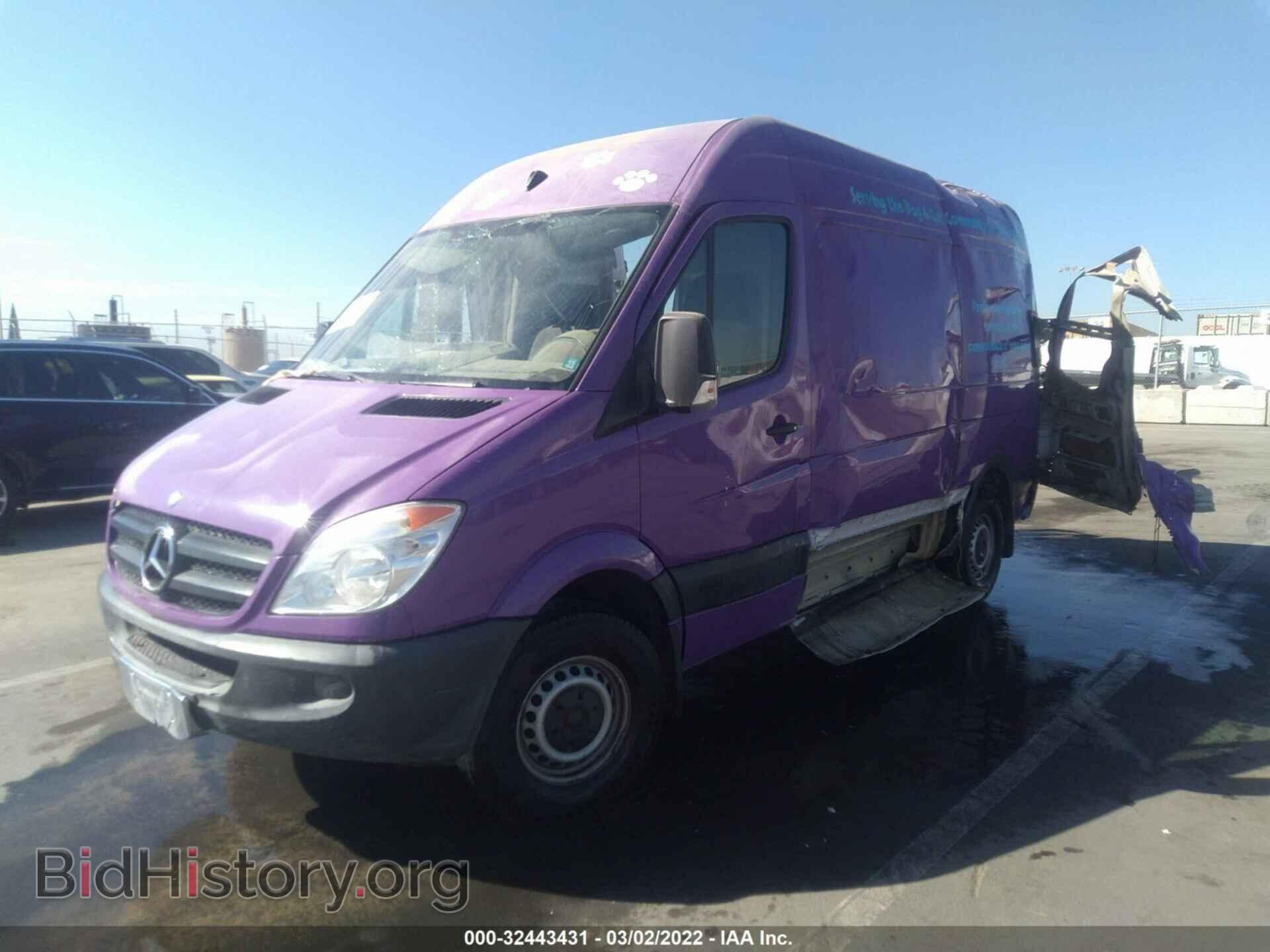 2011 MERCEDES-BENZ SPRINTER CARGO VANS - VIN: WD3PE7CC2B5554591 - Фото 2