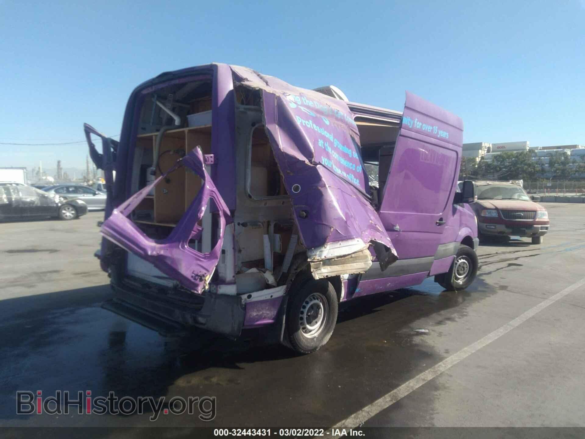 2011 MERCEDES-BENZ SPRINTER CARGO VANS - VIN: WD3PE7CC2B5554591 - Фото 4