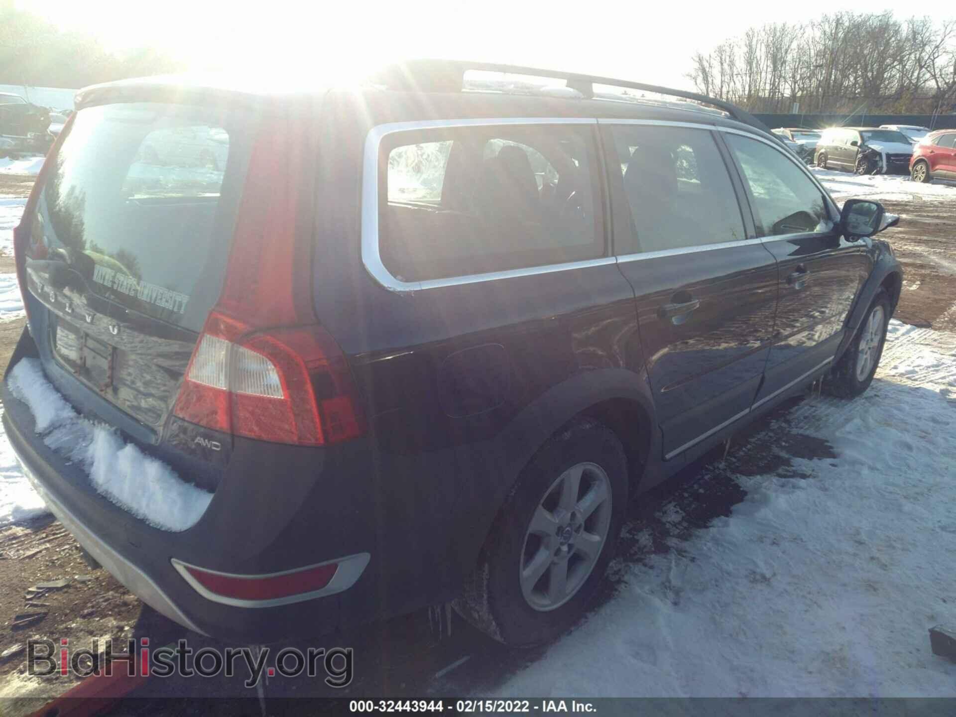 2011 VOLVO XC70 - VIN: YV4940BZ9B1102124 - Фото 4
