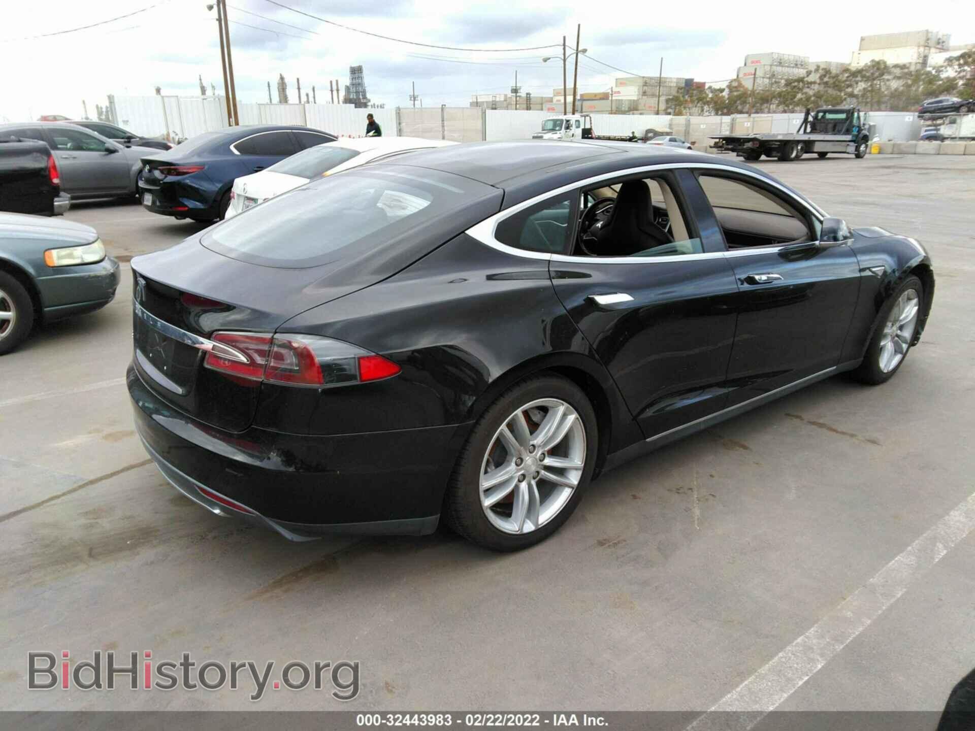 2013 TESLA MODEL S - VIN: 5YJSA1CG8DFP15586 - Photo 4
