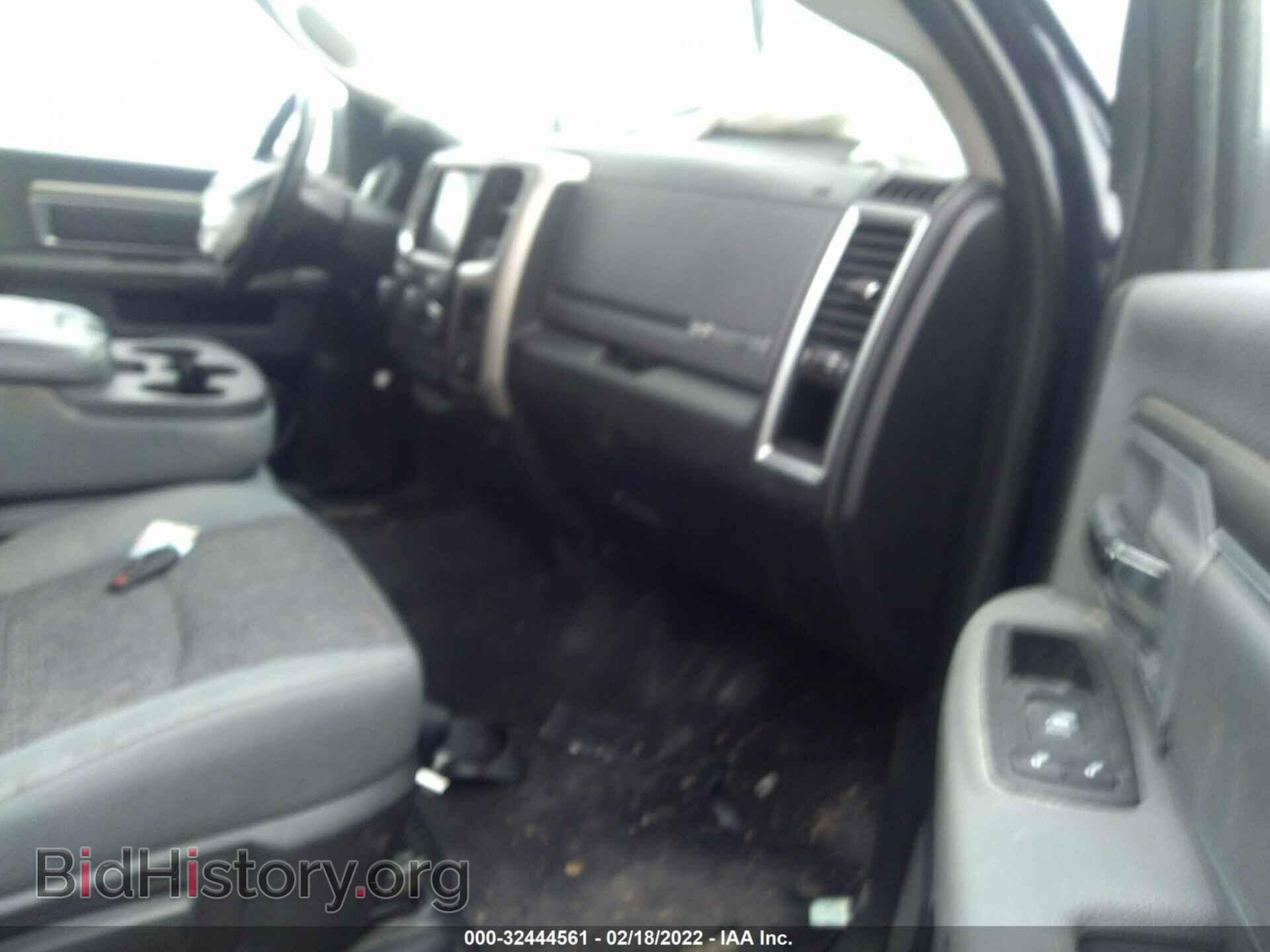 2017 RAM 1500 - VIN: 3C6RR7LT4HG660651 - Фото 5