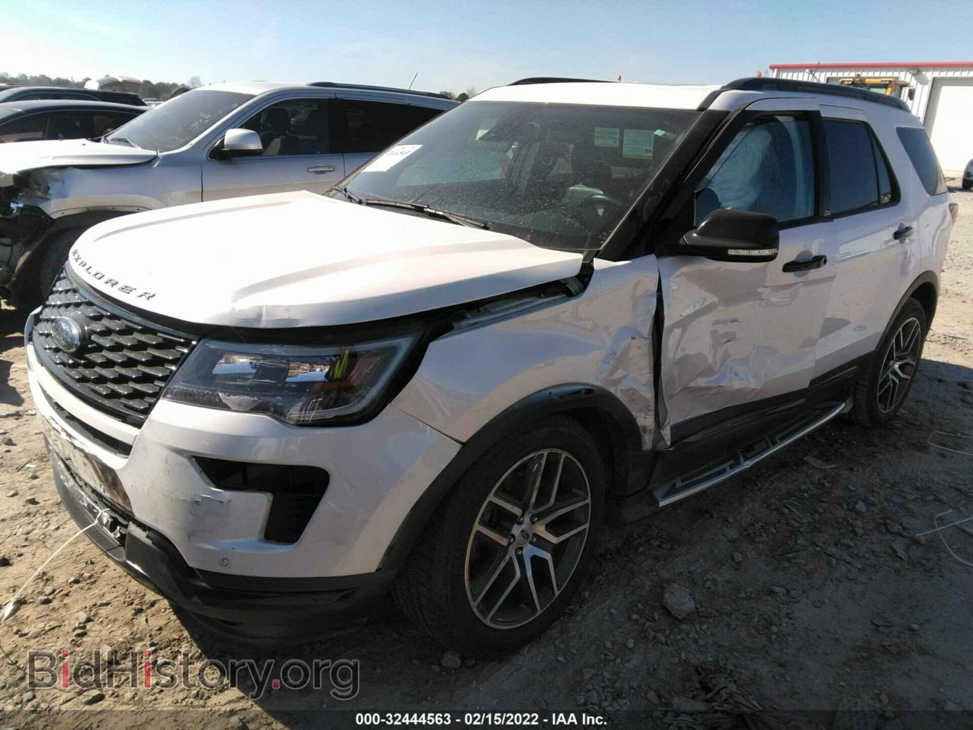 2018 FORD EXPLORER - VIN: 1FM5K8GTXJGB26496 - Фото 2