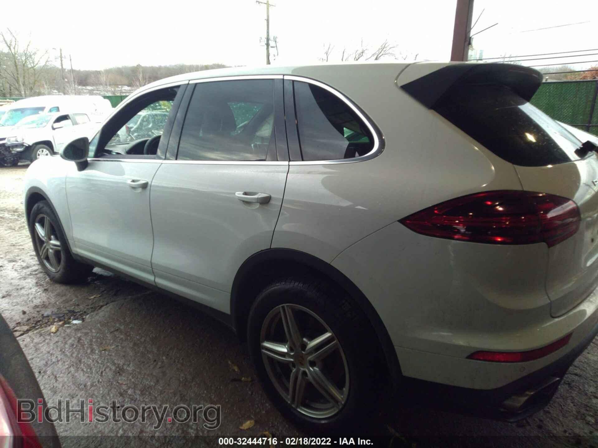 2016 PORSCHE CAYENNE - VIN: WP1AA2A29GLA05251 - Фото 3