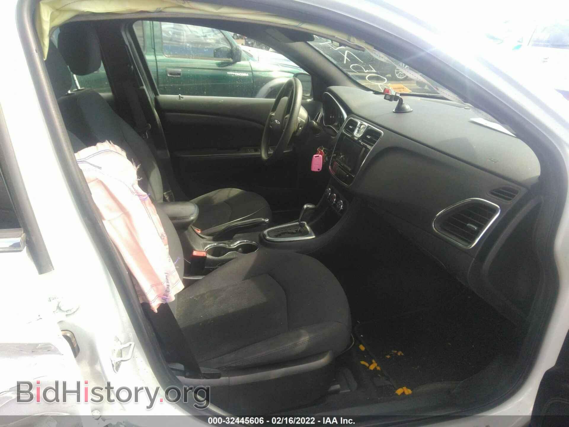 2014 CHRYSLER 200 - VIN: 1C3CCBAB1EN210668 - Фото 5